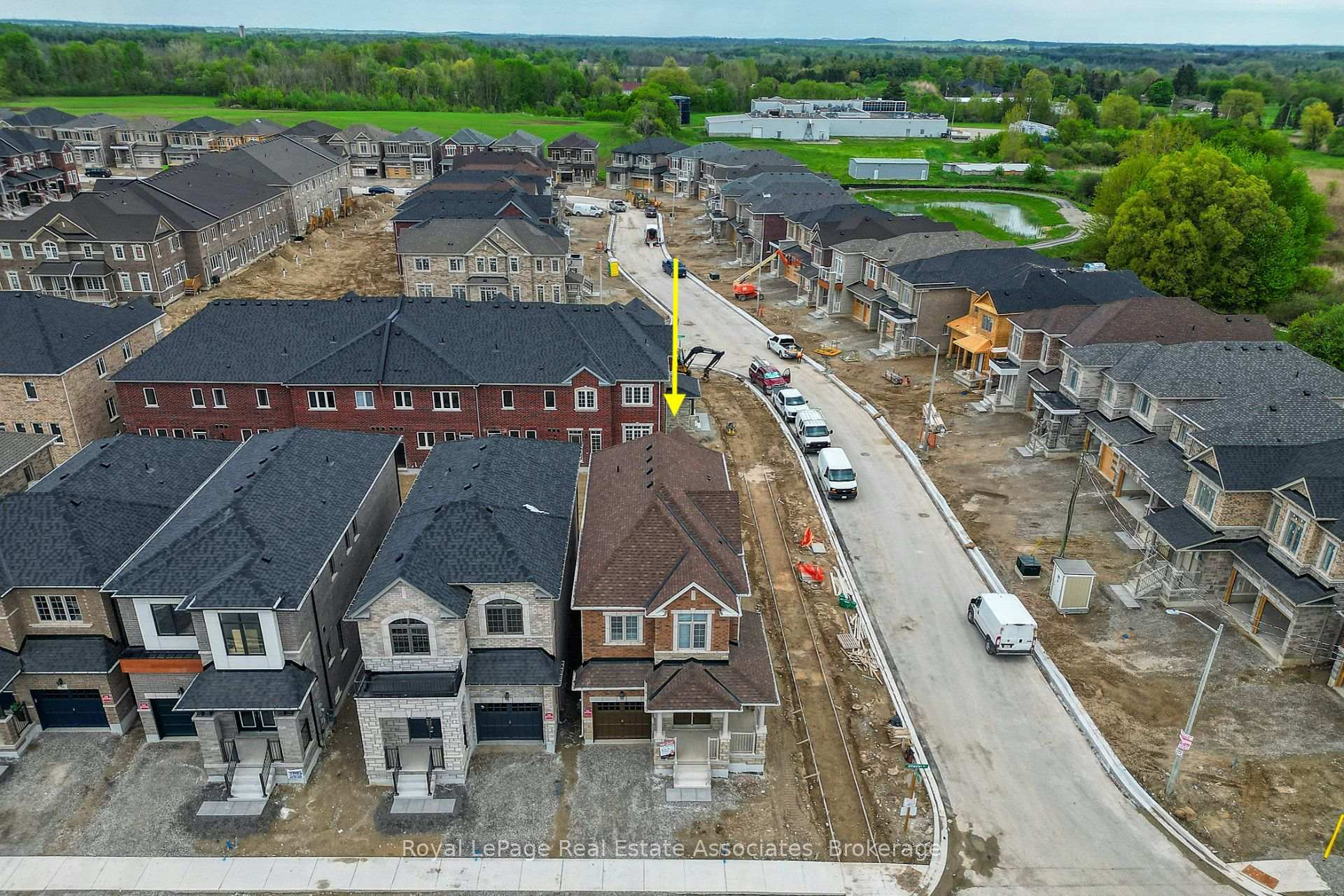 Photo 1 of 34 Attwater Drive, Cambridge, Little's Corners — HOMEH