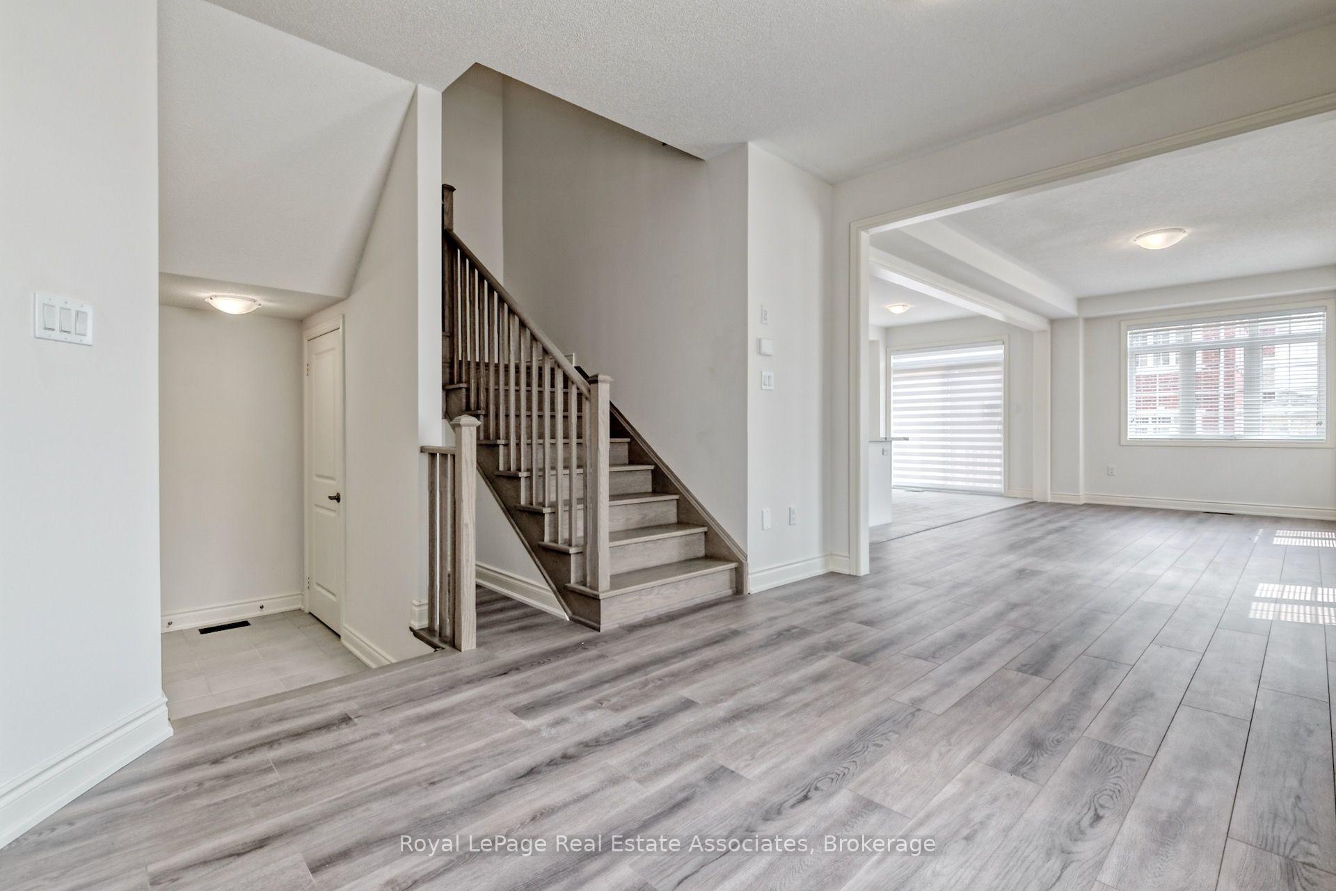 Photo 14 of 34 Attwater Drive, Cambridge, Little's Corners — HOMEH