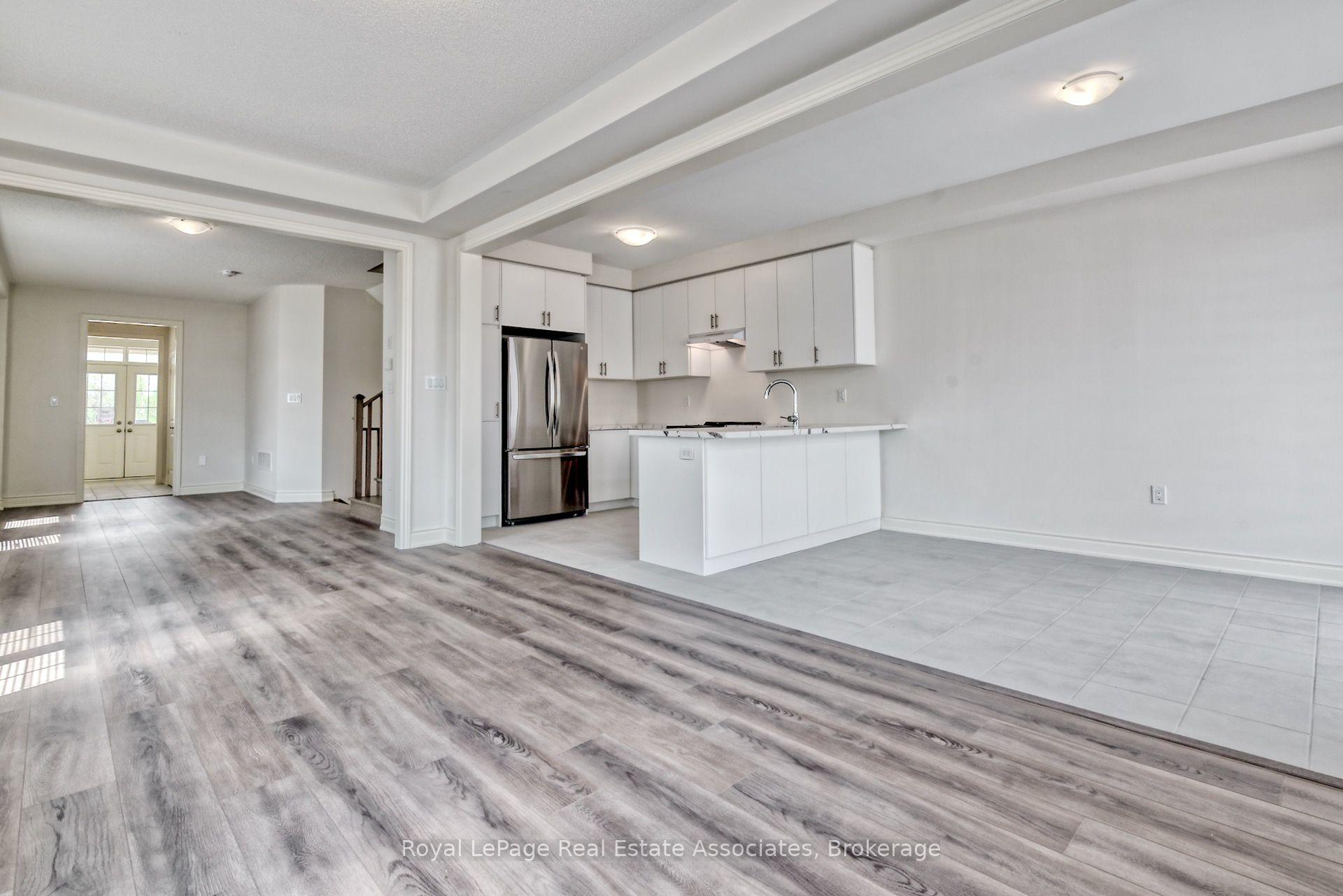 Photo 17 of 34 Attwater Drive, Cambridge, Little's Corners — HOMEH