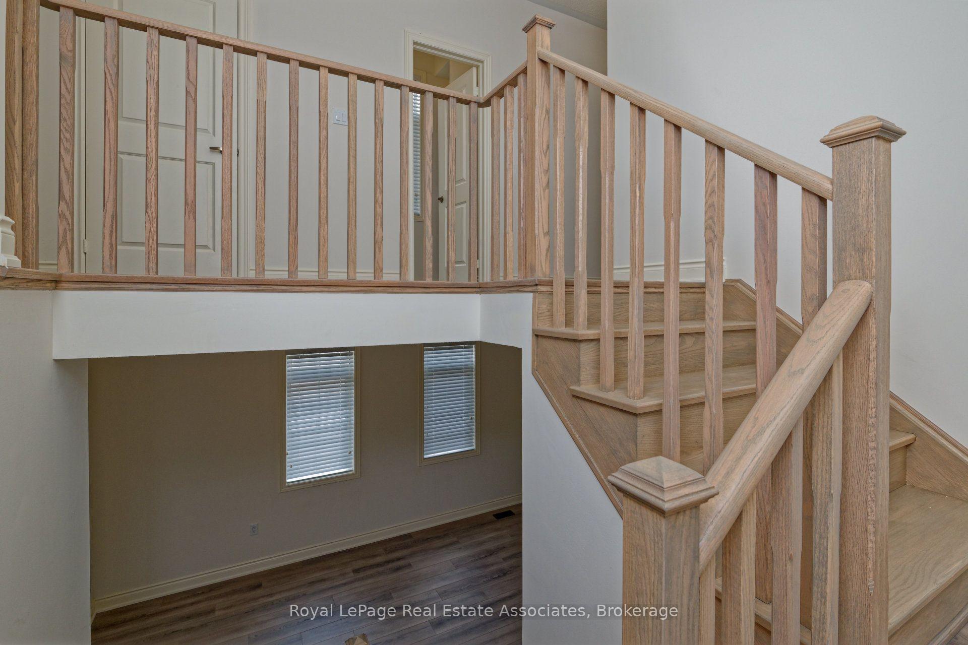 Photo 23 of 34 Attwater Drive, Cambridge, Little's Corners — HOMEH