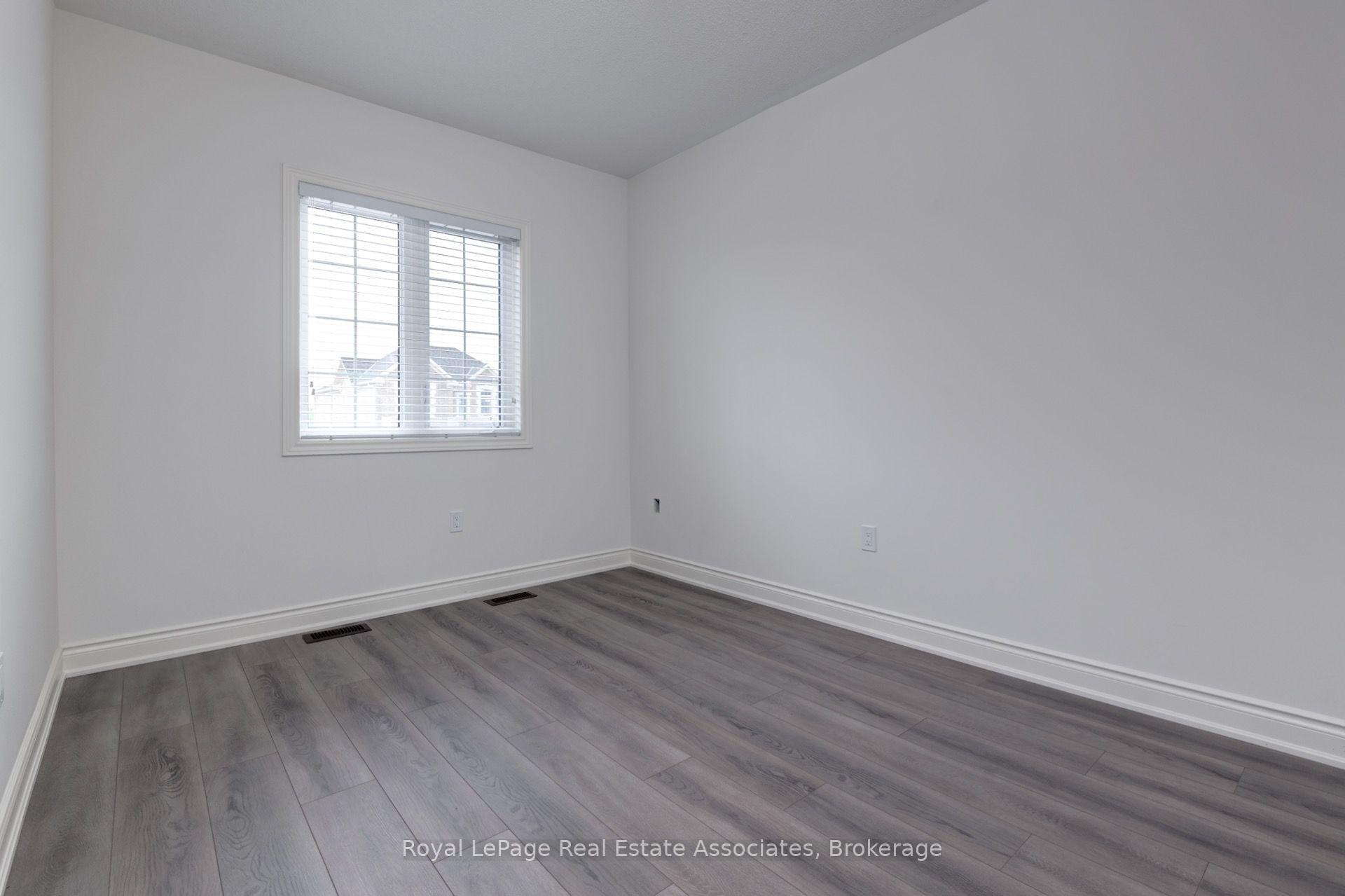 Photo 35 of 34 Attwater Drive, Cambridge, Little's Corners — HOMEH