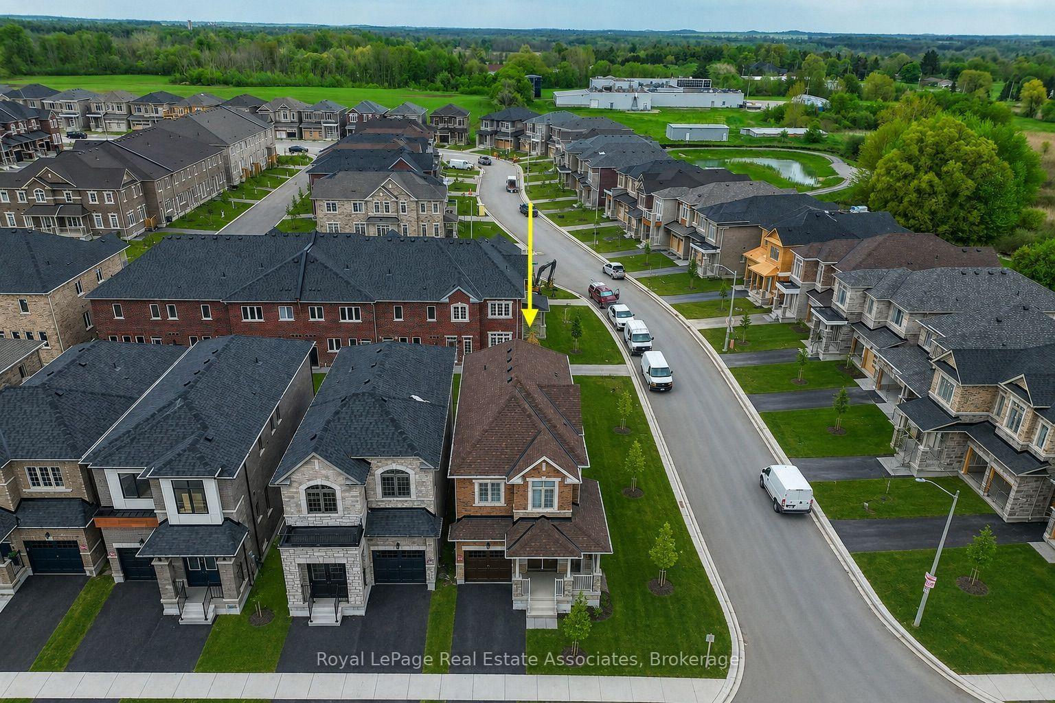 Photo 4 of 34 Attwater Drive, Cambridge, Little's Corners — HOMEH