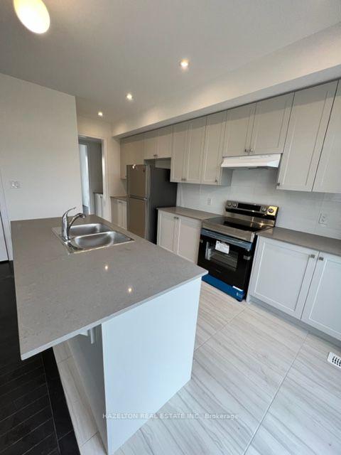 Photo 6 of 40 Steamboat Way, Whitby, Port Whitby — HOMEH