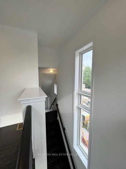 Photo 11 of 40 Steamboat Way, Whitby, Port Whitby — HOMEH