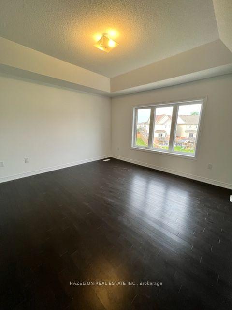 Photo 13 of 40 Steamboat Way, Whitby, Port Whitby — HOMEH