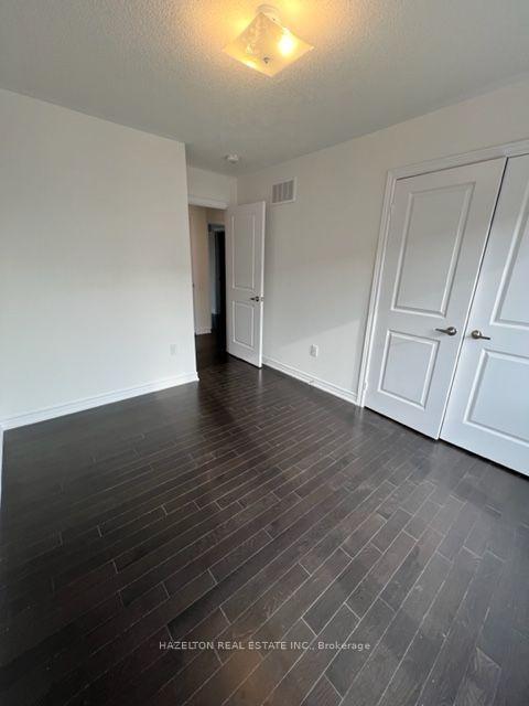 Photo 21 of 40 Steamboat Way, Whitby, Port Whitby — HOMEH