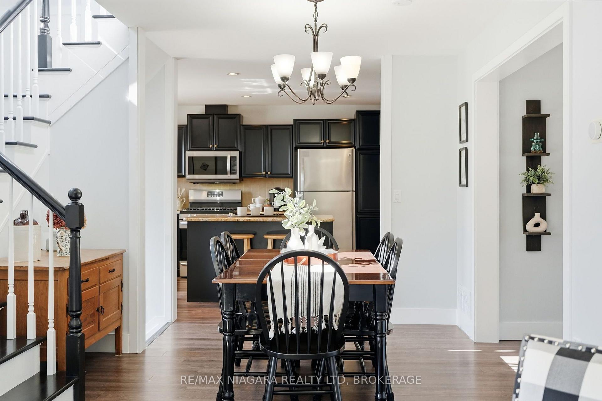 Photo 22 of 12 Lakeview Avenue, Grimsby, Grimsby Beach — HOMEH