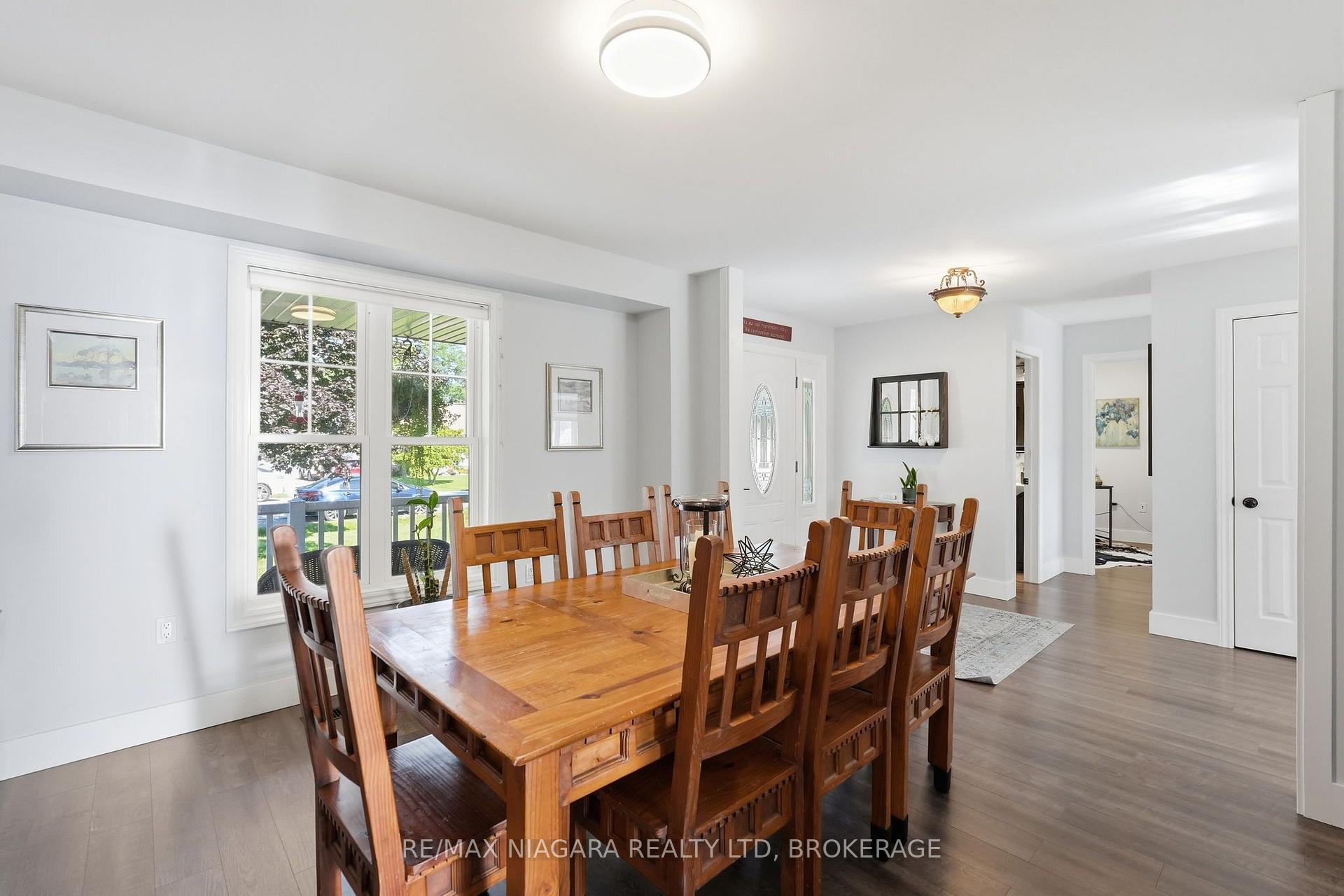 Photo 26 of 12 Lakeview Avenue, Grimsby, Grimsby Beach — HOMEH