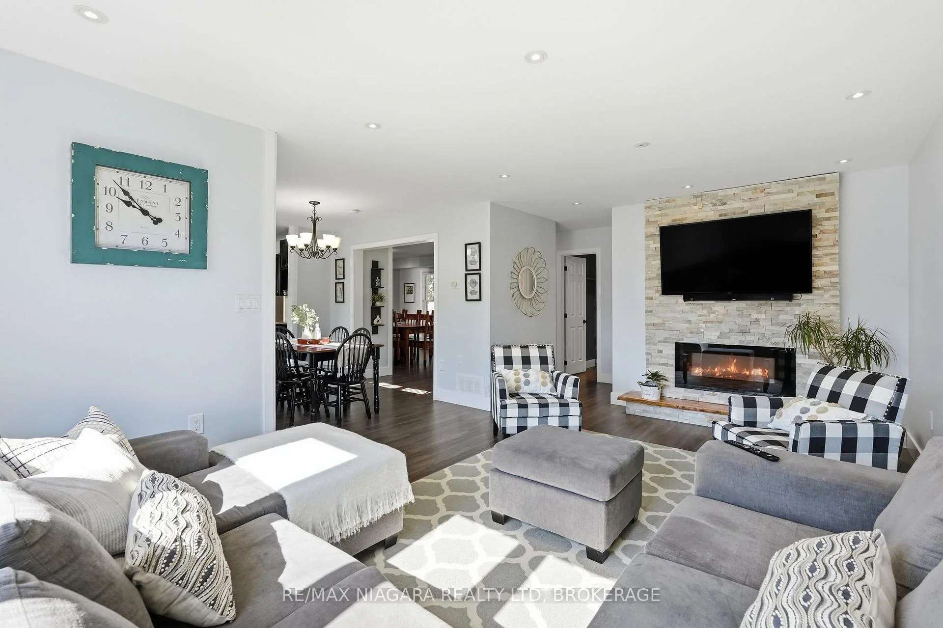 Photo 29 of 12 Lakeview Avenue, Grimsby, Grimsby Beach — HOMEH