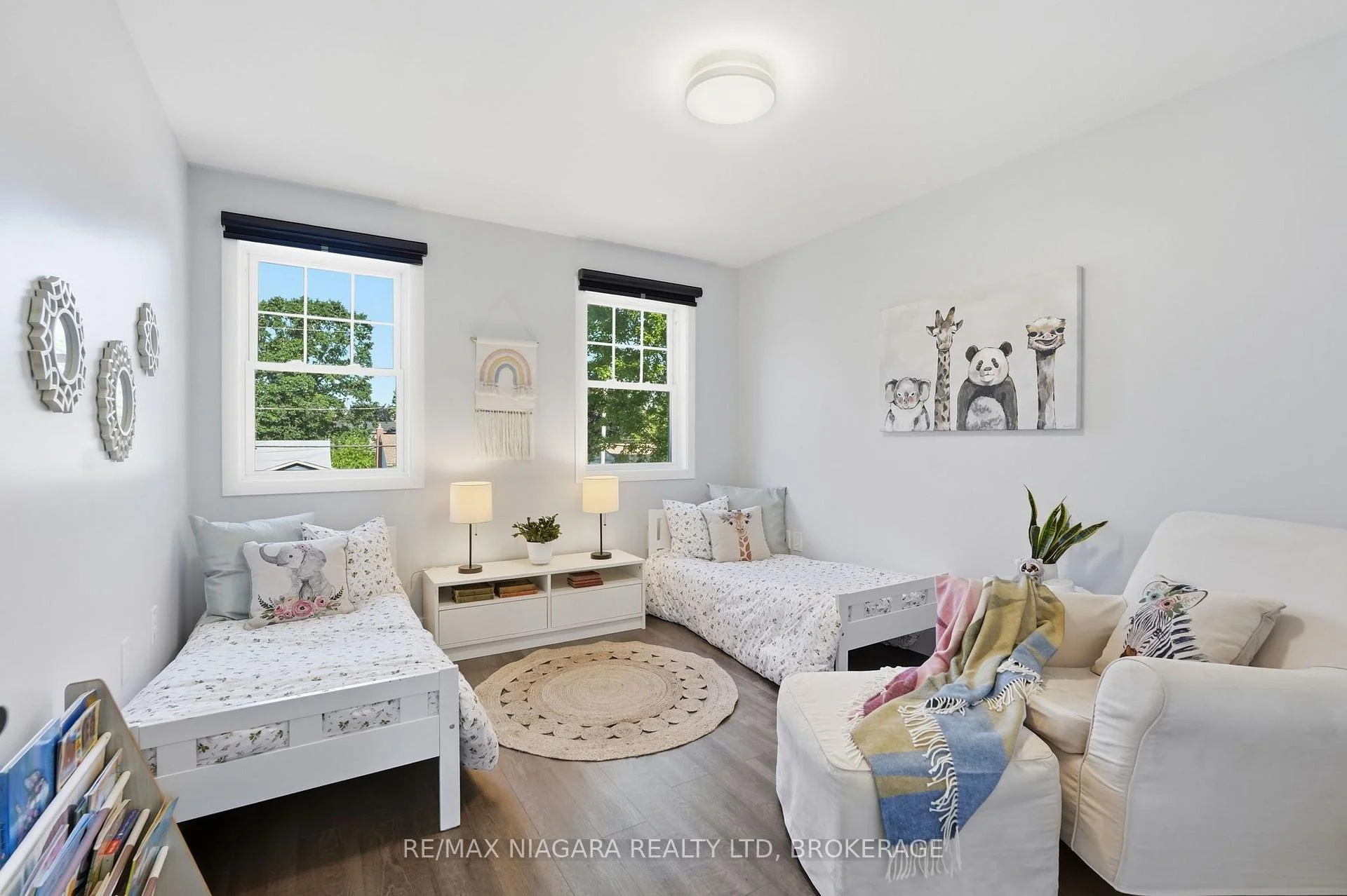Photo 57 of 12 Lakeview Avenue, Grimsby, Grimsby Beach — HOMEH