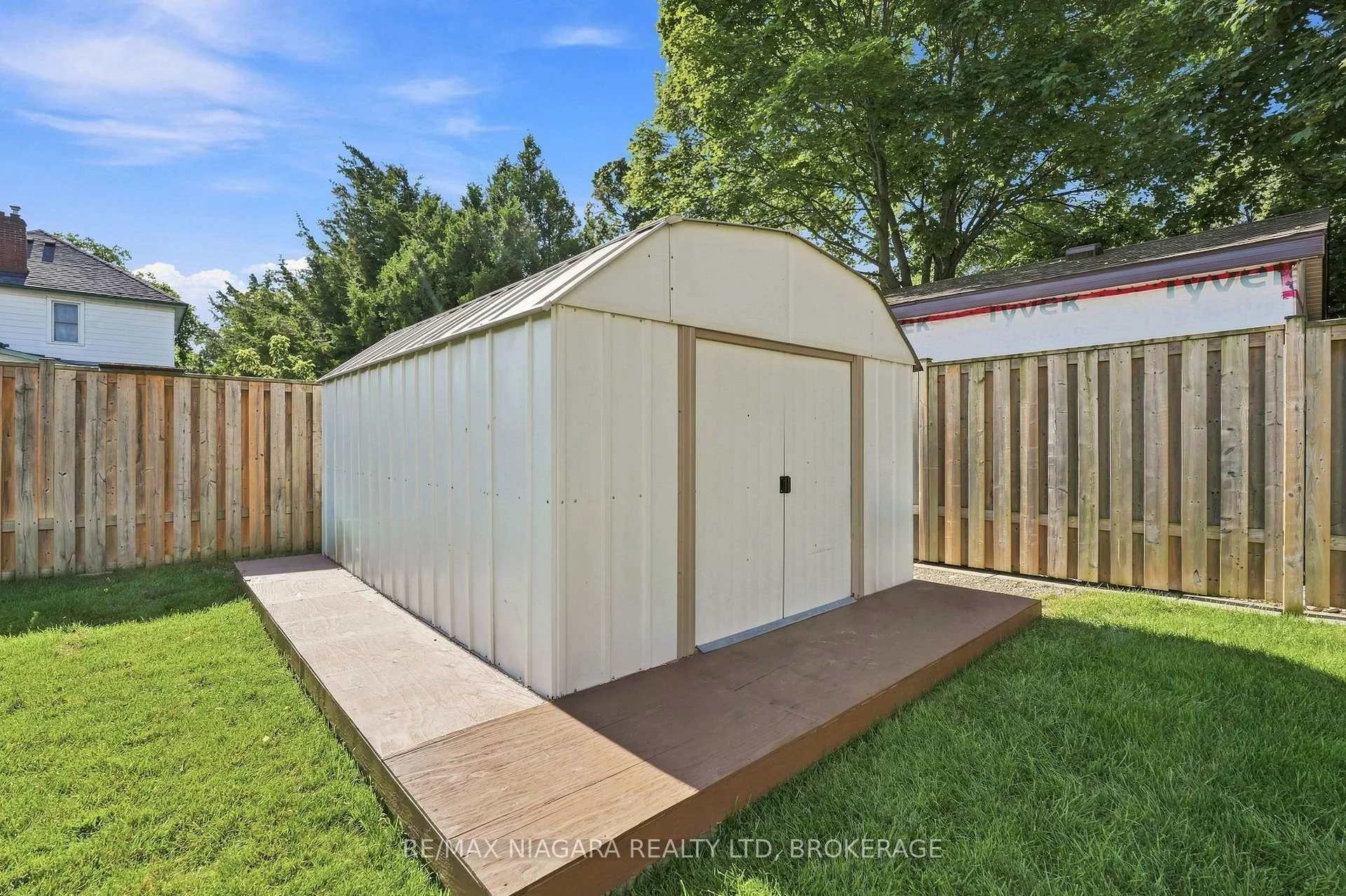 Photo 80 of 12 Lakeview Avenue, Grimsby, Grimsby Beach — HOMEH