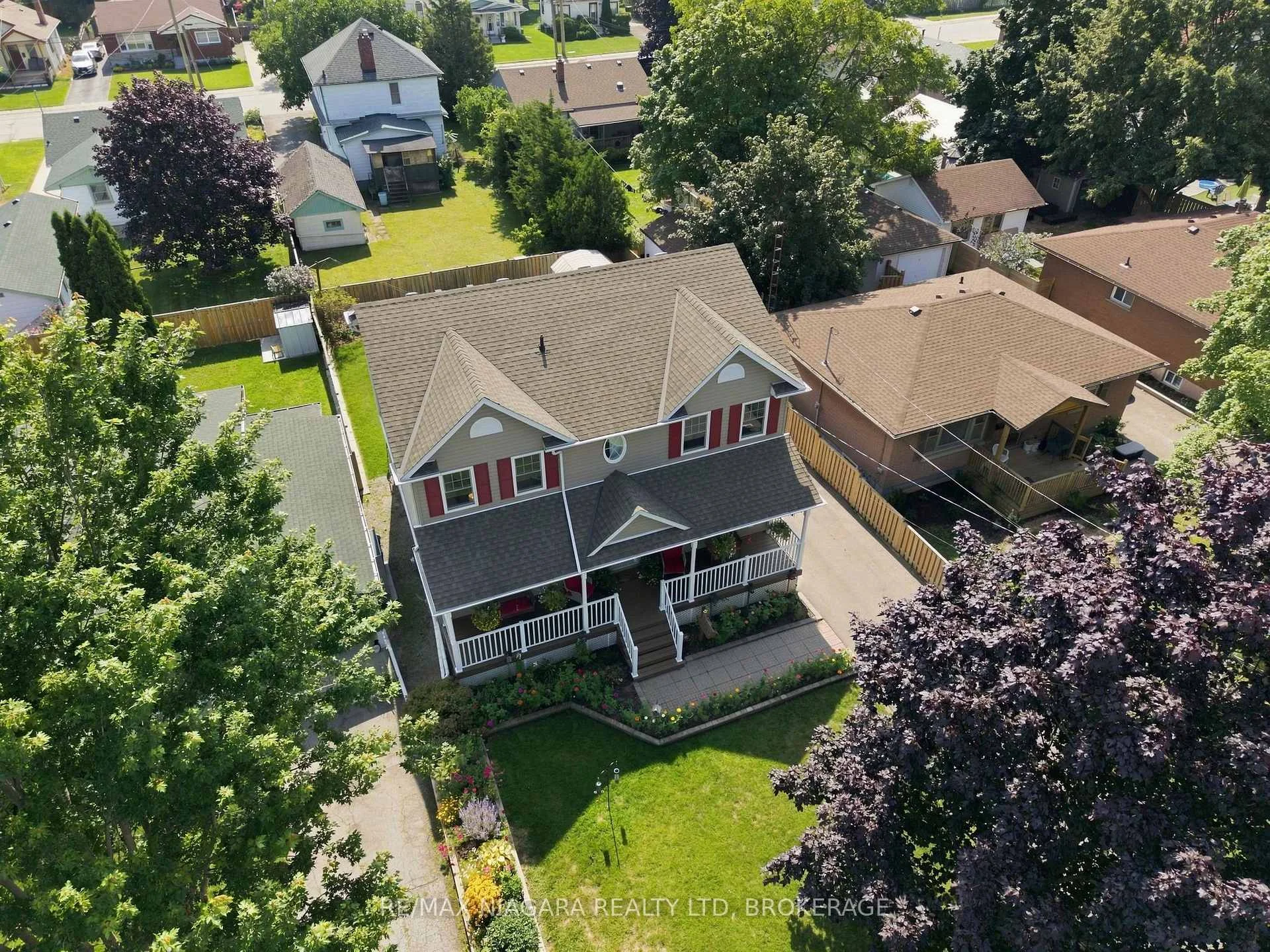 Photo 86 of 12 Lakeview Avenue, Grimsby, Grimsby Beach — HOMEH