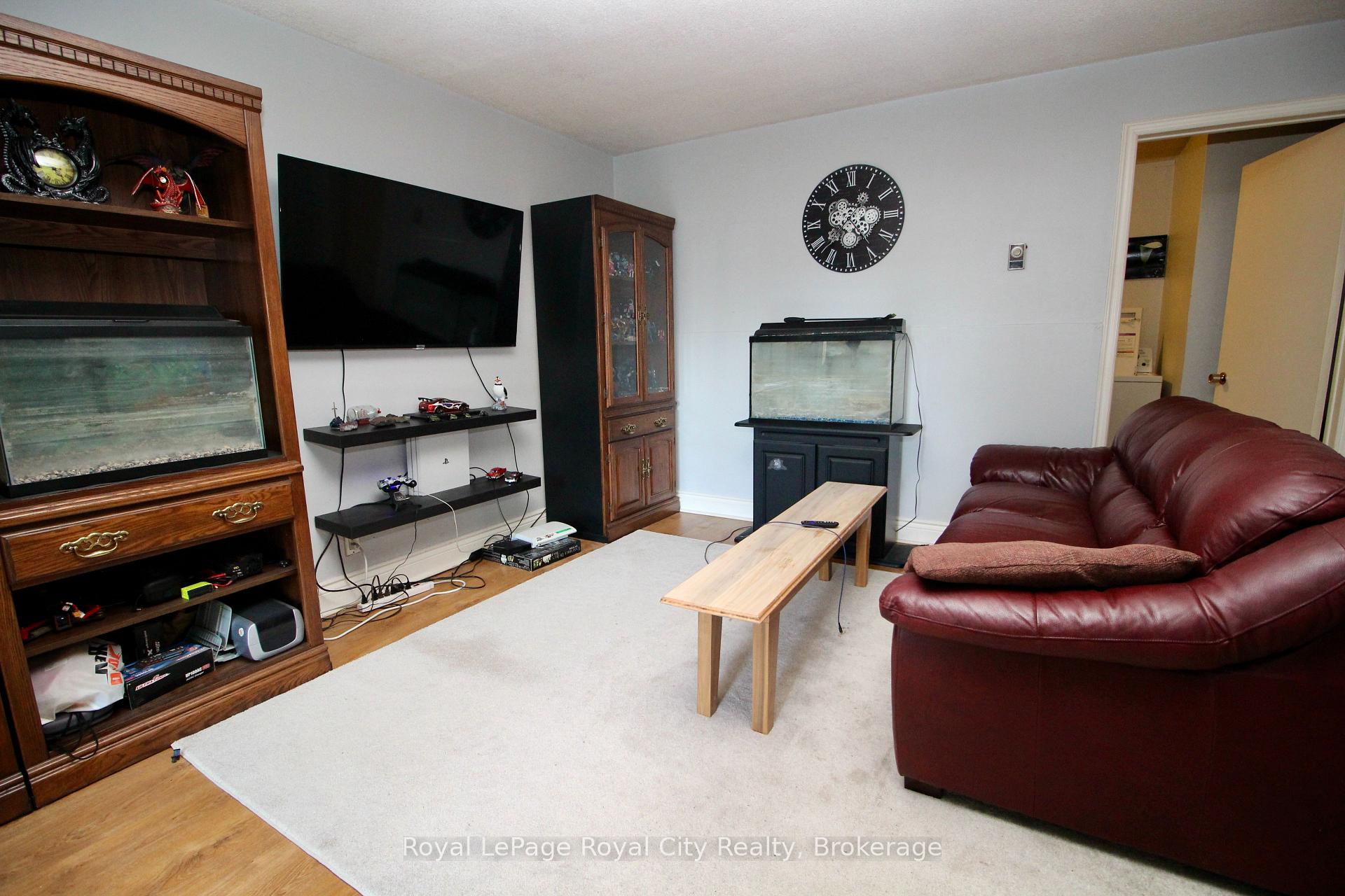 Photo 8 of 405 Main Street S, Guelph/Eramosa, Rockwood — HOMEH