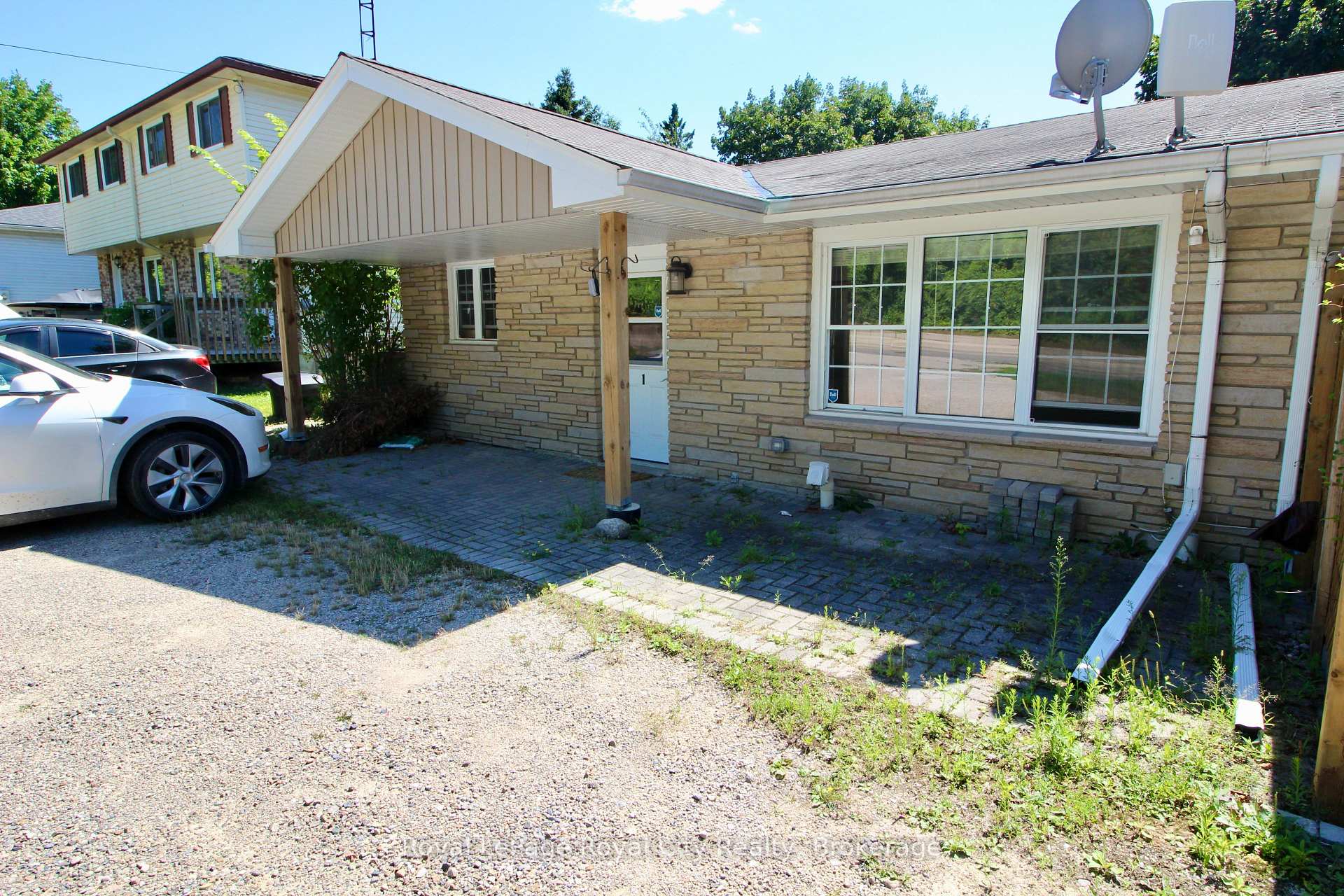 Photo 11 of 405 Main Street S, Guelph/Eramosa, Rockwood — HOMEH