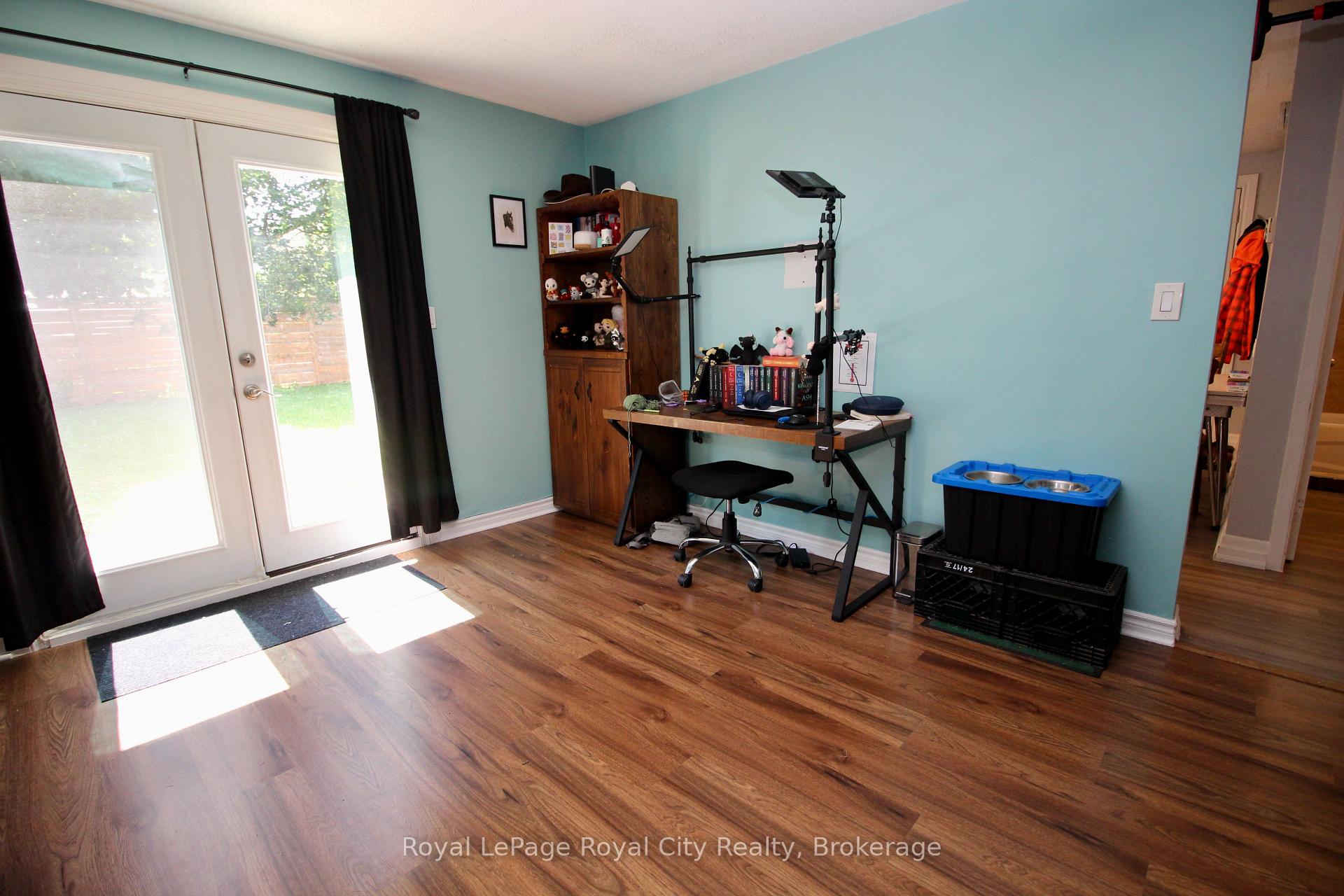 Photo 15 of 405 Main Street S, Guelph/Eramosa, Rockwood — HOMEH