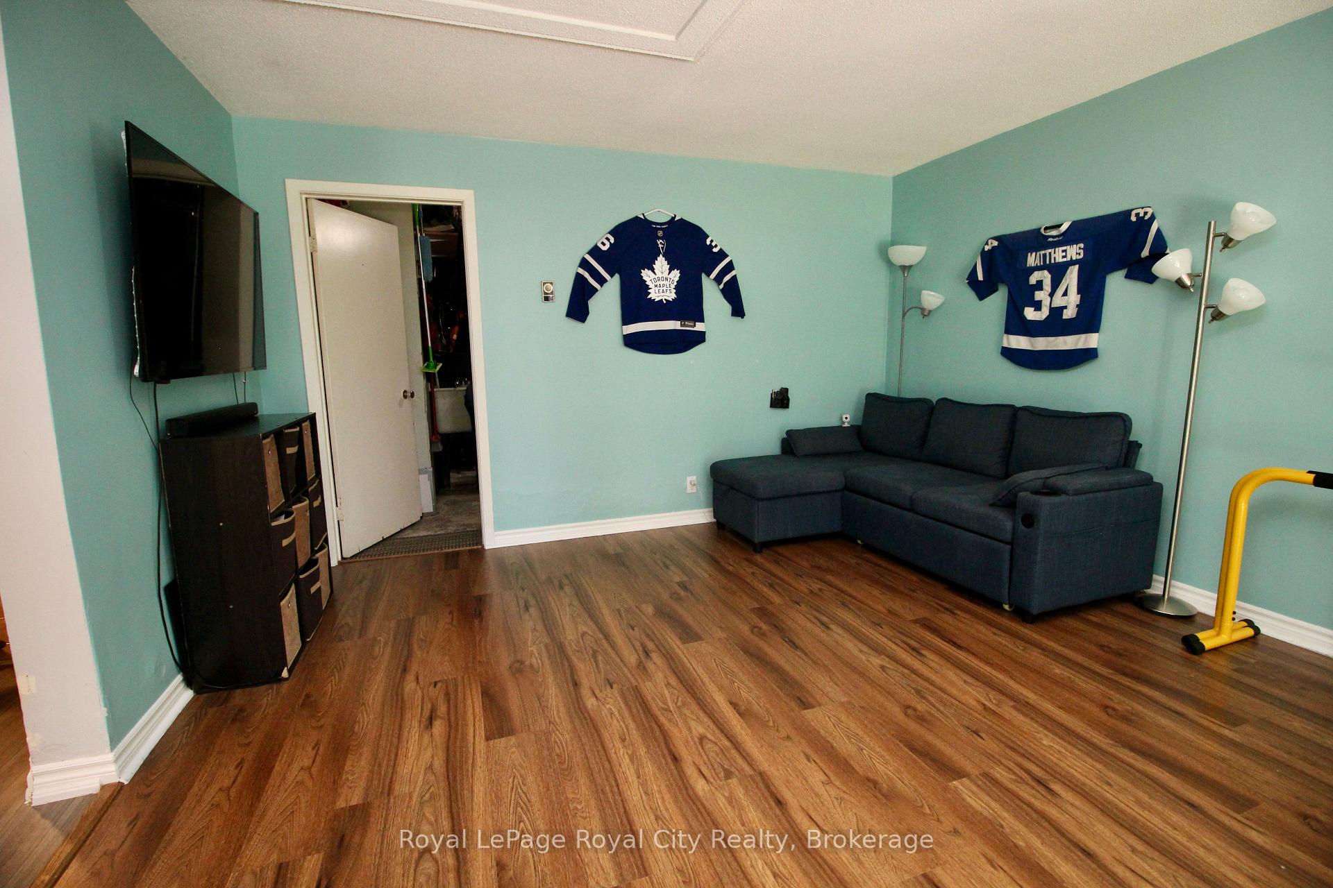 Photo 18 of 405 Main Street S, Guelph/Eramosa, Rockwood — HOMEH