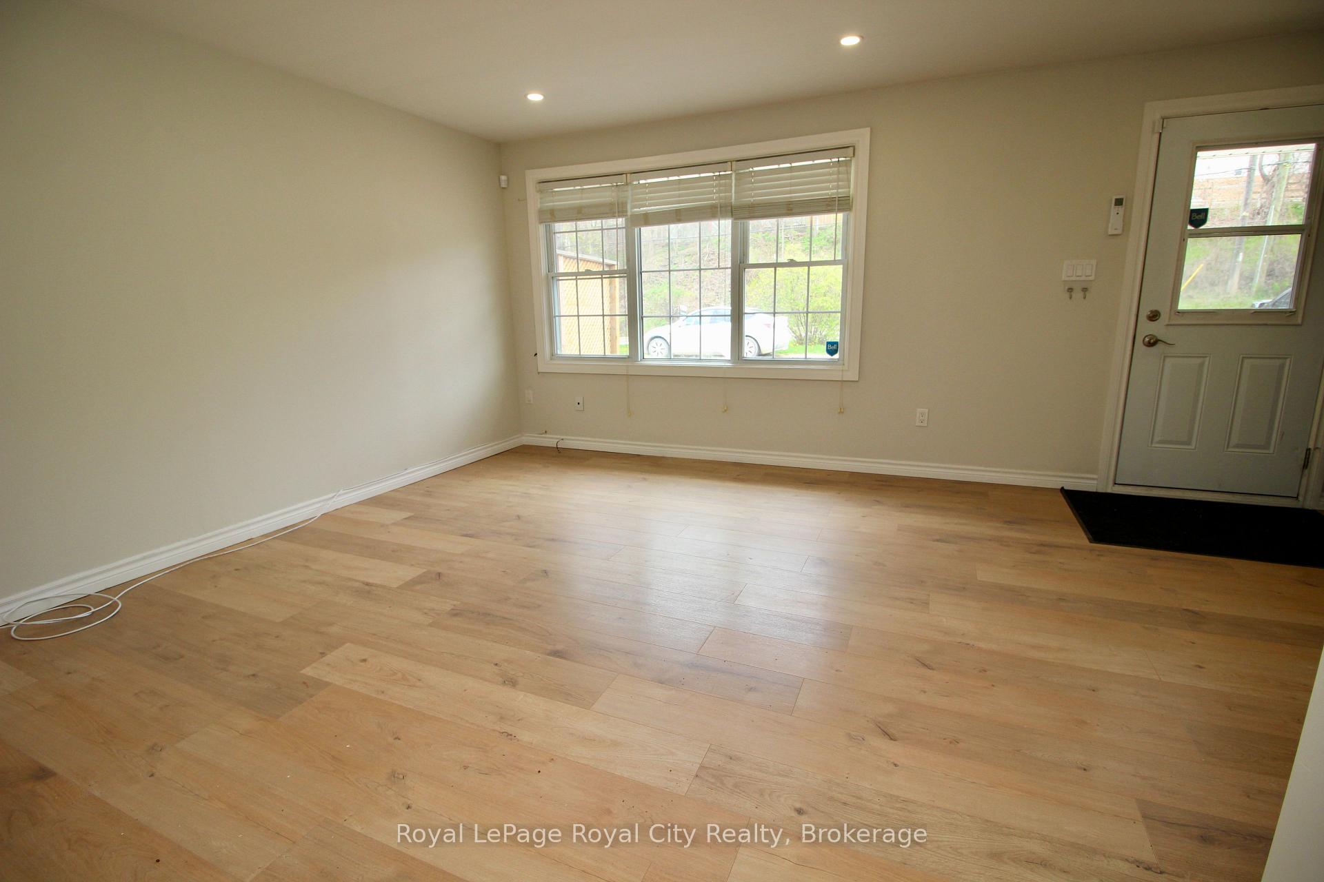 Photo 27 of 405 Main Street S, Guelph/Eramosa, Rockwood — HOMEH