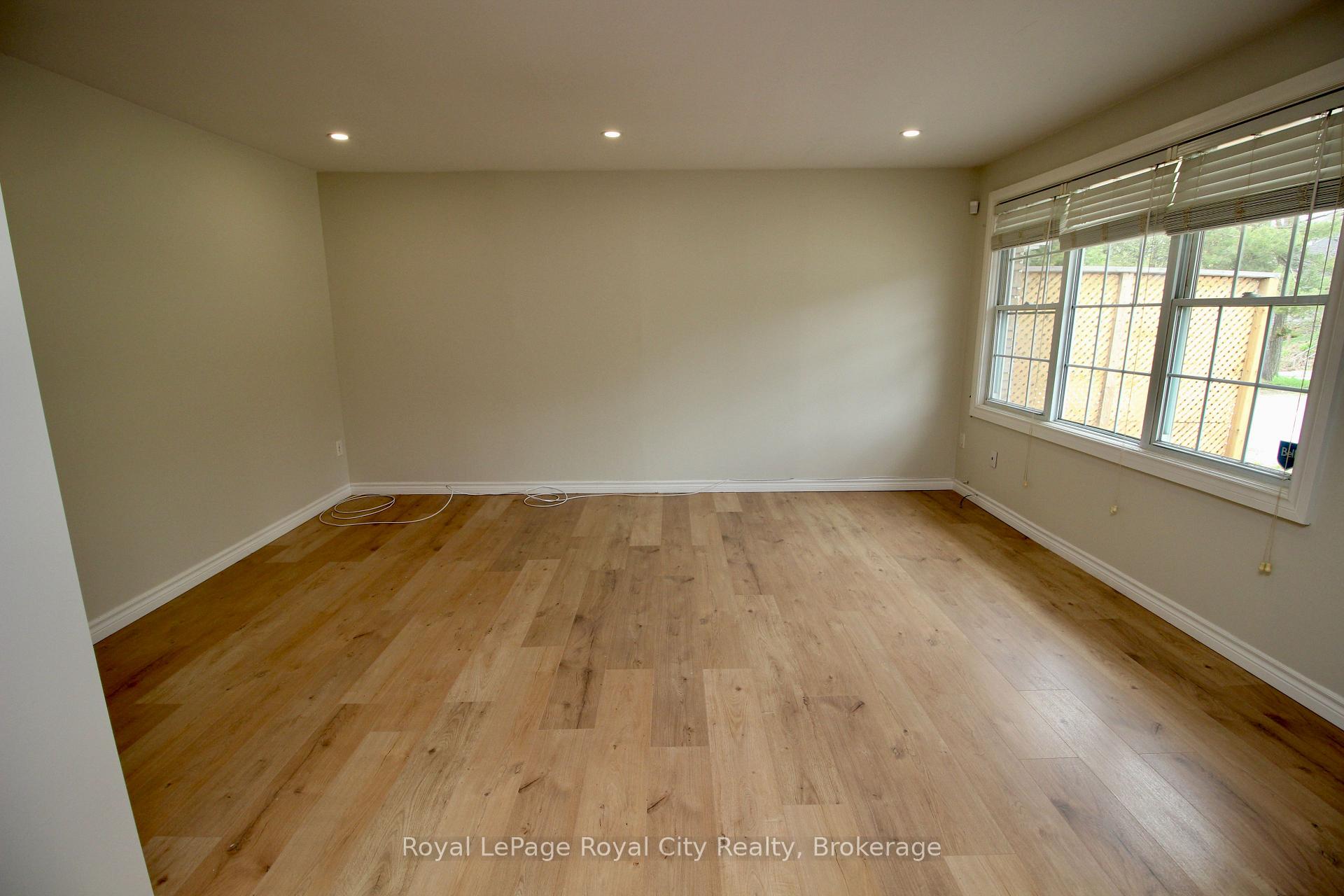 Photo 33 of 405 Main Street S, Guelph/Eramosa, Rockwood — HOMEH
