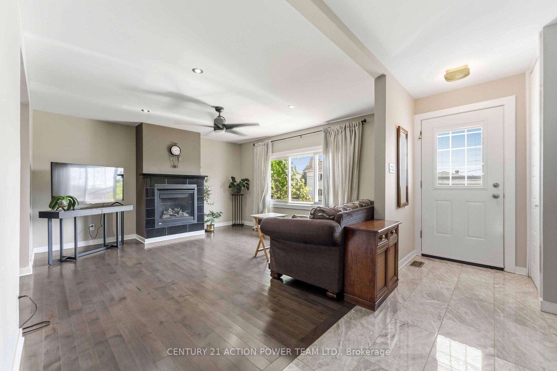 Photo 13 of 1221 Kitchener Avenue W, Ottawa, Ellwood — HOMEH