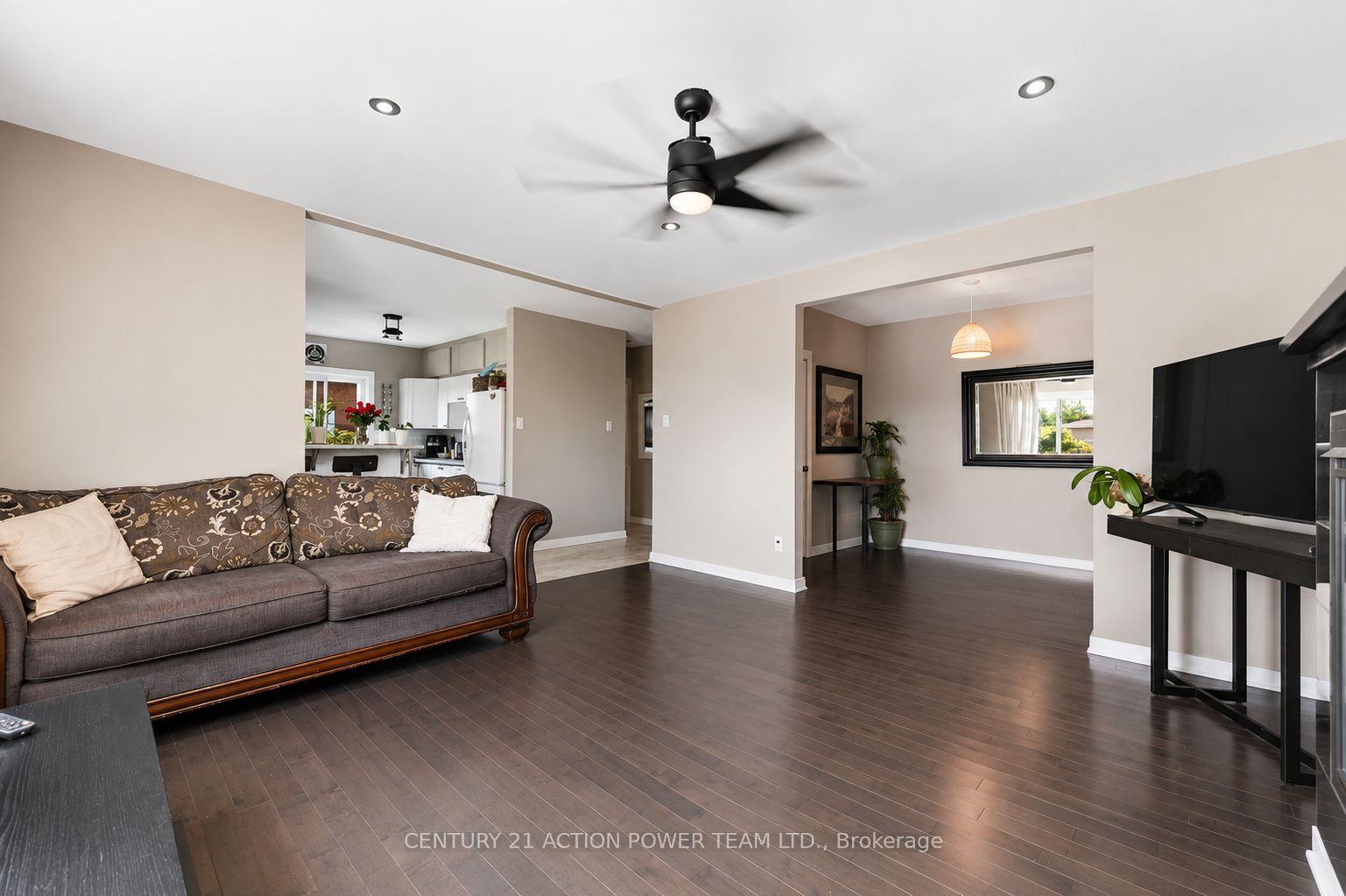 Photo 15 of 1221 Kitchener Avenue W, Ottawa, Ellwood — HOMEH
