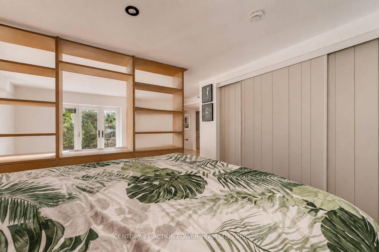 Photo 40 of 1221 Kitchener Avenue W, Ottawa, Ellwood — HOMEH