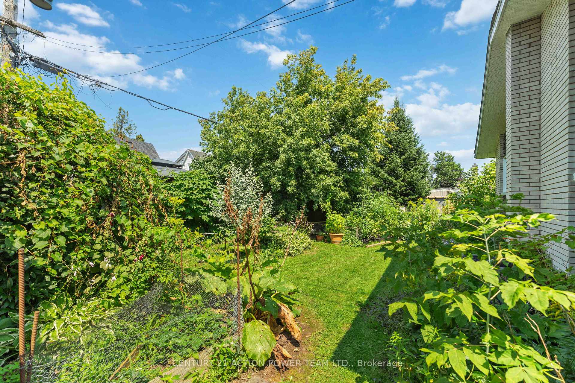 Photo 43 of 1221 Kitchener Avenue W, Ottawa, Ellwood — HOMEH