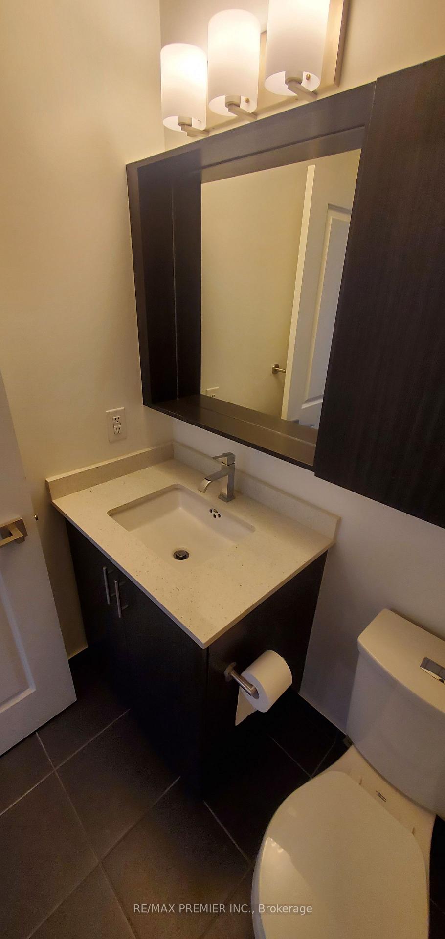 Photo 6 of Unit 3009, 3600 Highway 7, Vaughan, Vaughan Corporate Centre — HOMEH