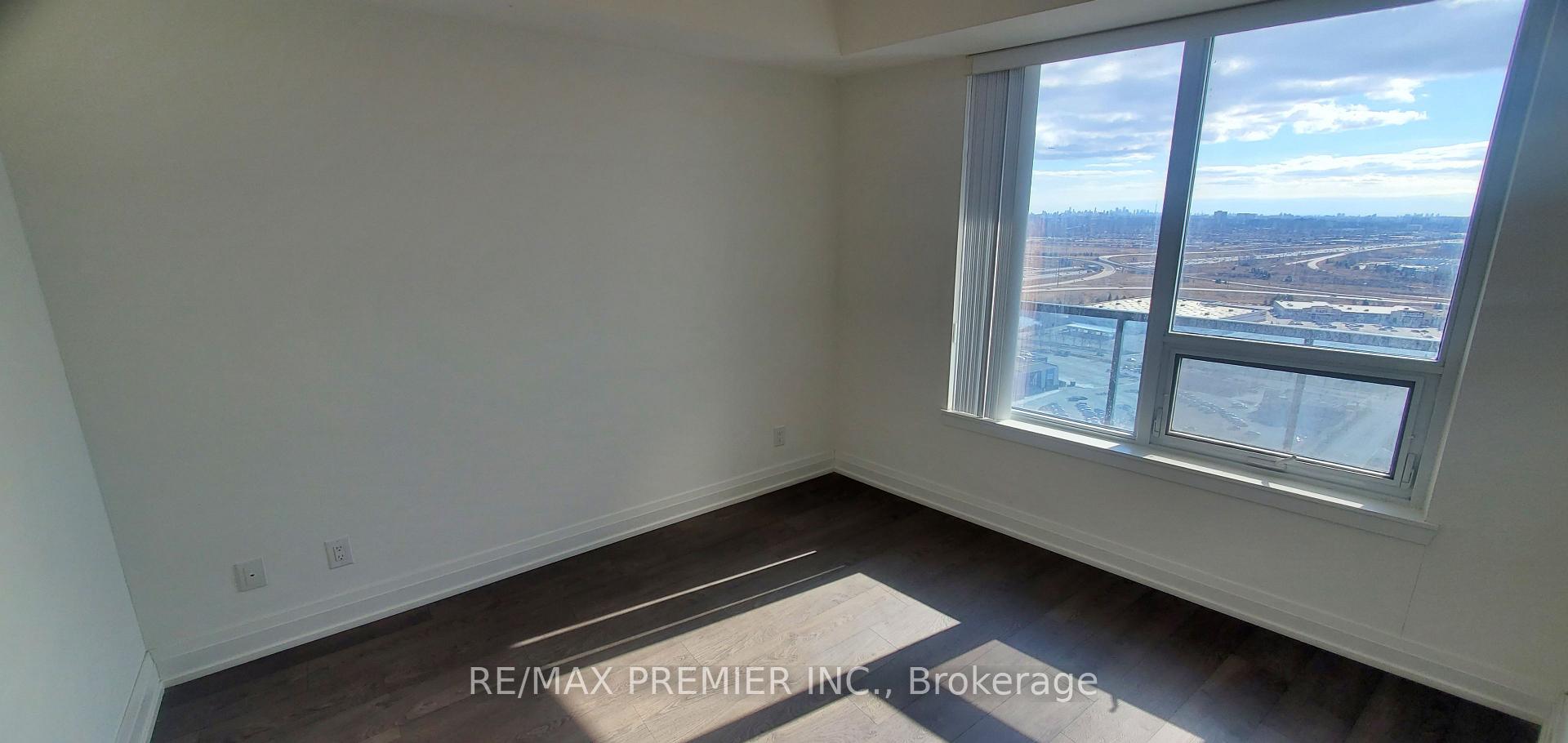 Photo 8 of Unit 3009, 3600 Highway 7, Vaughan, Vaughan Corporate Centre — HOMEH