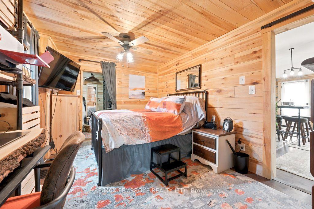 Photo 19 of 890 Lea Street, Pembroke, Pembroke — HOMEH