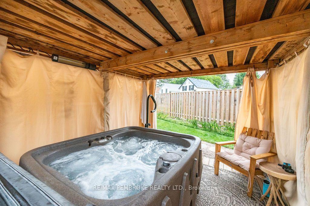 Photo 34 of 890 Lea Street, Pembroke, Pembroke — HOMEH