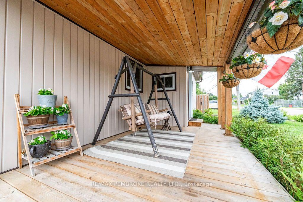 Photo 38 of 890 Lea Street, Pembroke, Pembroke — HOMEH