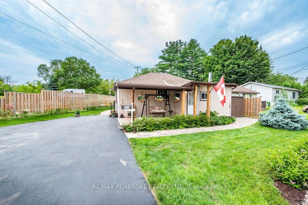 Photo 39 of 890 Lea Street, Pembroke, Pembroke — HOMEH