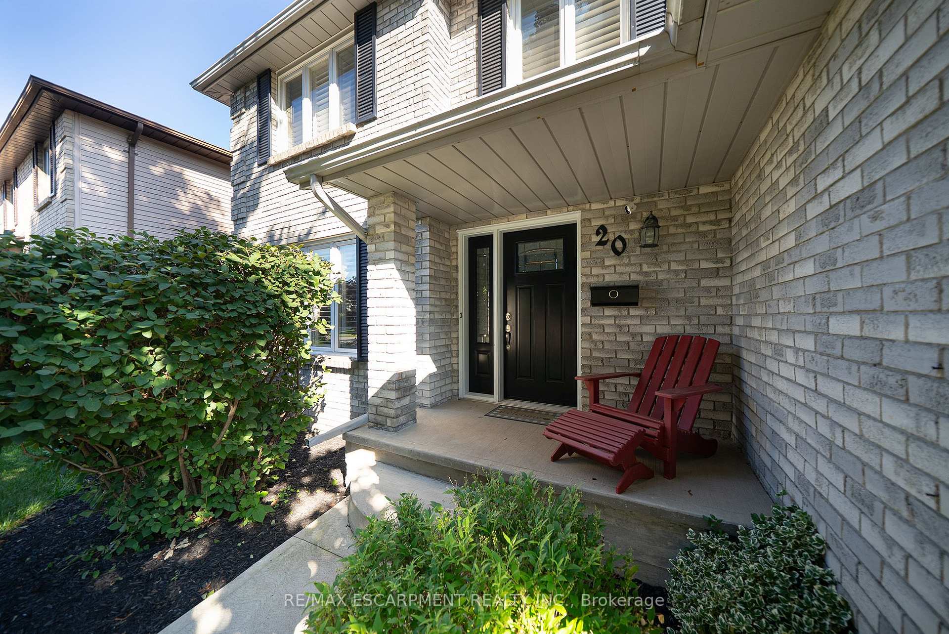 Photo 5 of 20 Hogarth Road, Brantford, Lion's Park — HOMEH