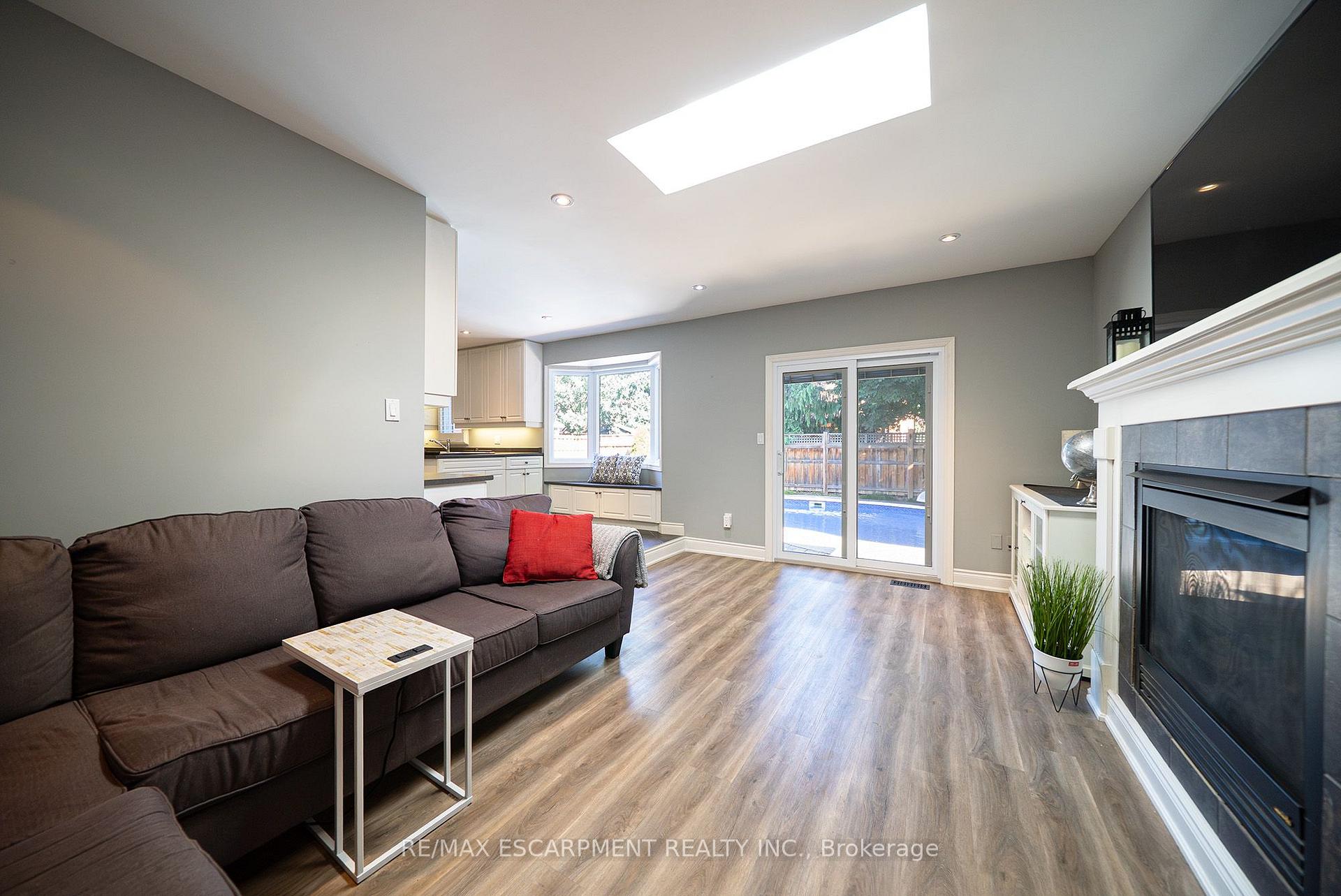 Photo 17 of 20 Hogarth Road, Brantford, Lion's Park — HOMEH