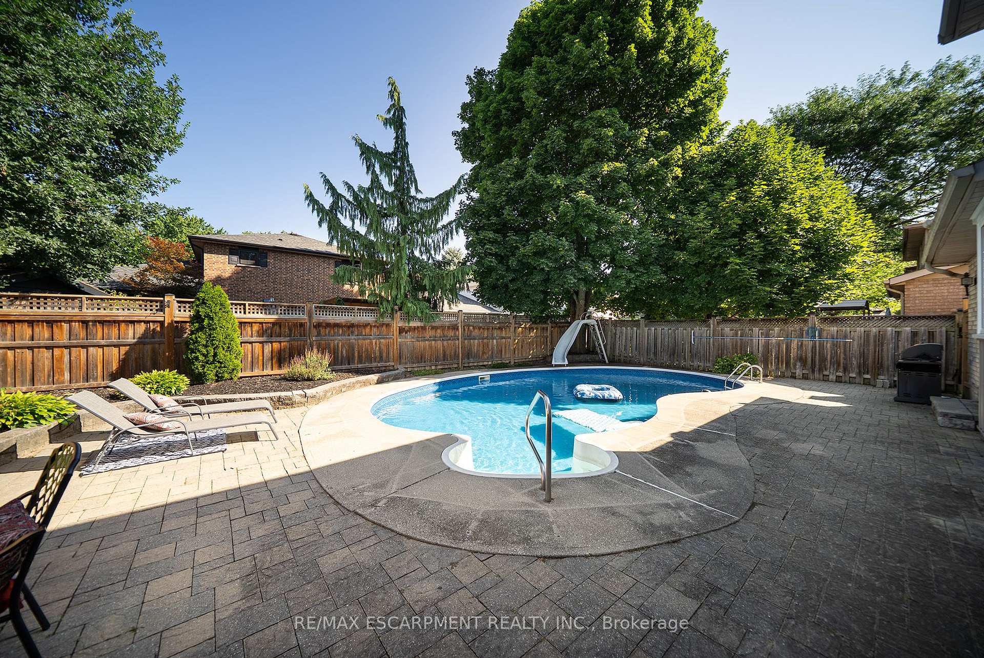 Photo 40 of 20 Hogarth Road, Brantford, Lion's Park — HOMEH
