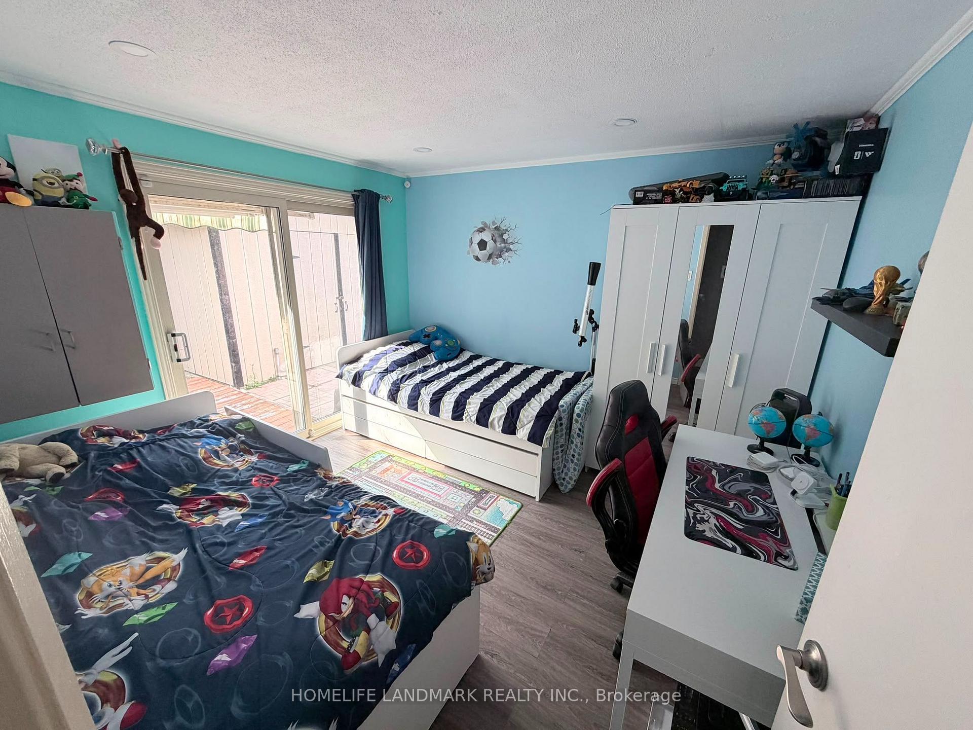 Photo 14 of 107 Greendale Crescent, Kitchener, Chicopee/Freeport — HOMEH