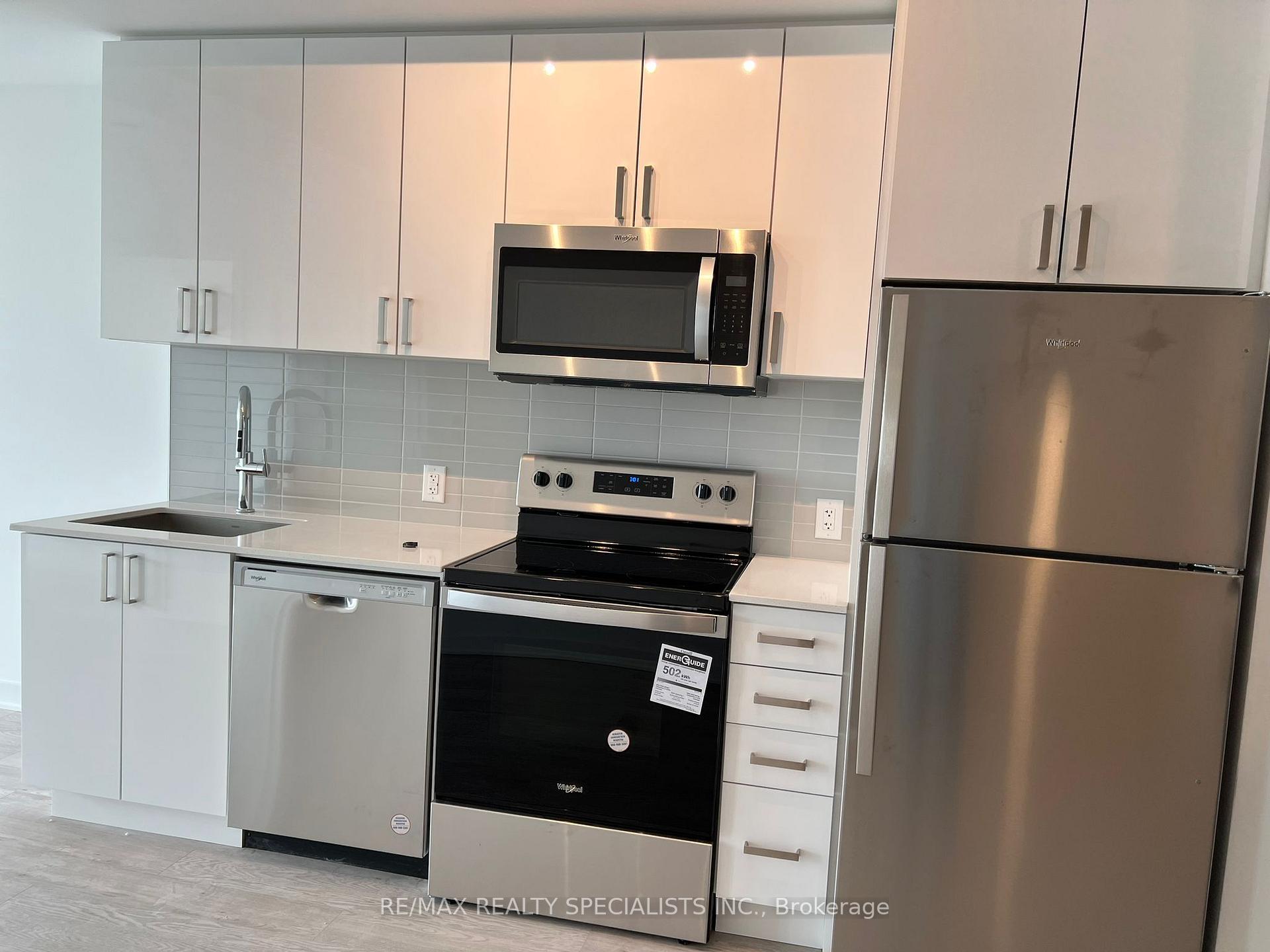 Photo 10 of Unit 702, 2782 Barton Street E, Hamilton, Riverdale — HOMEH