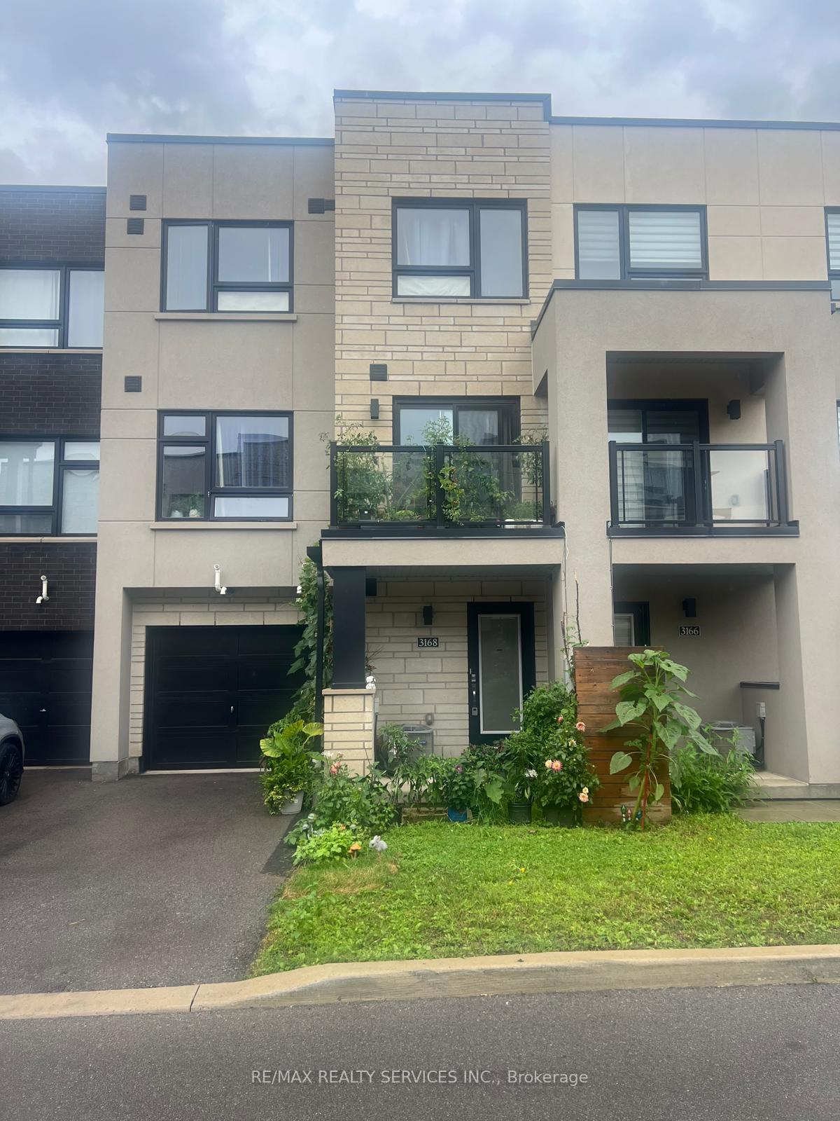 Photo 1 of 3168 Lotus Common, Burlington, Alton — HOMEH