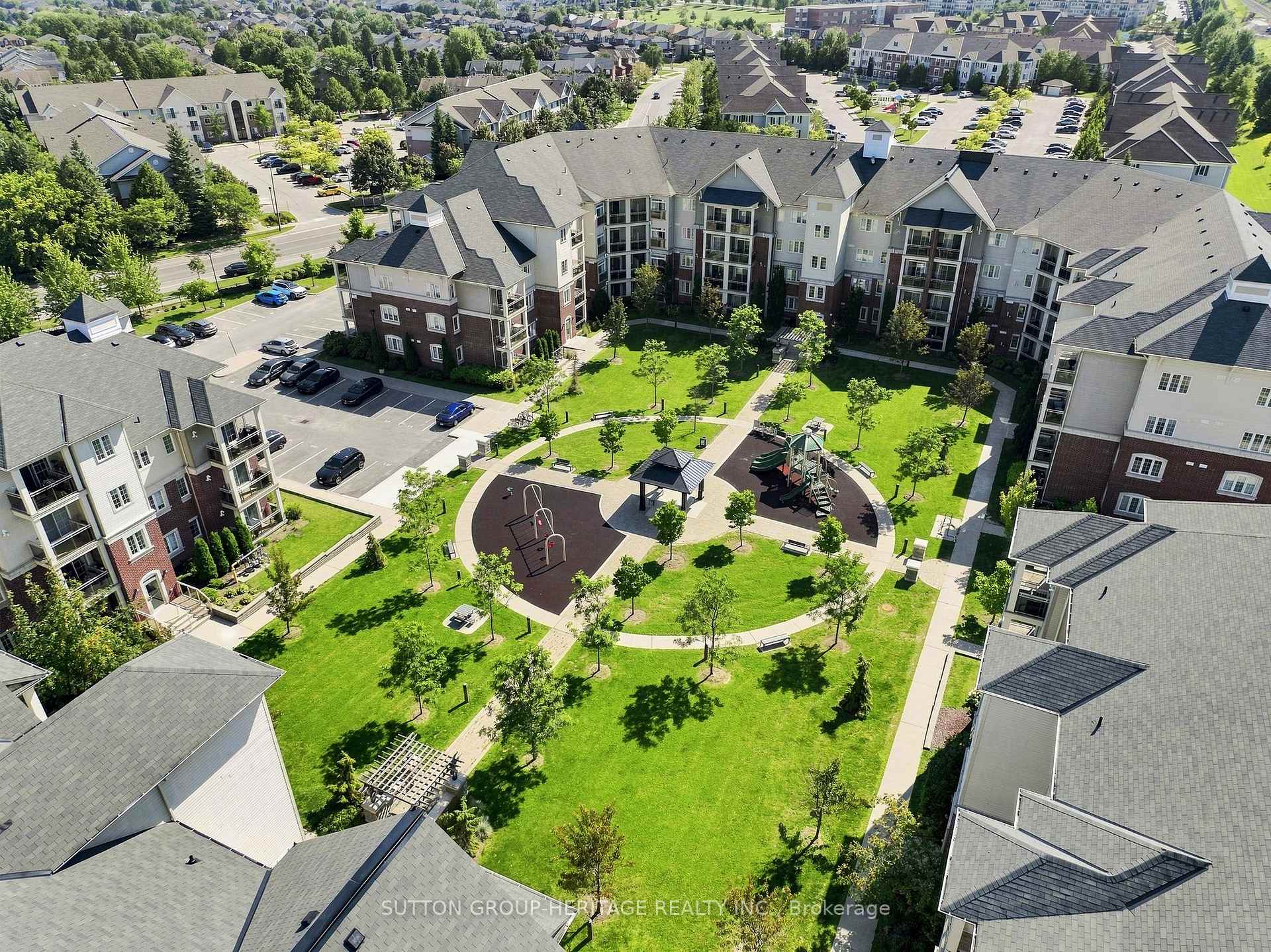 Photo 24 of Unit 108, 84 Aspen Springs Drive, Clarington, Bowmanville — HOMEH
