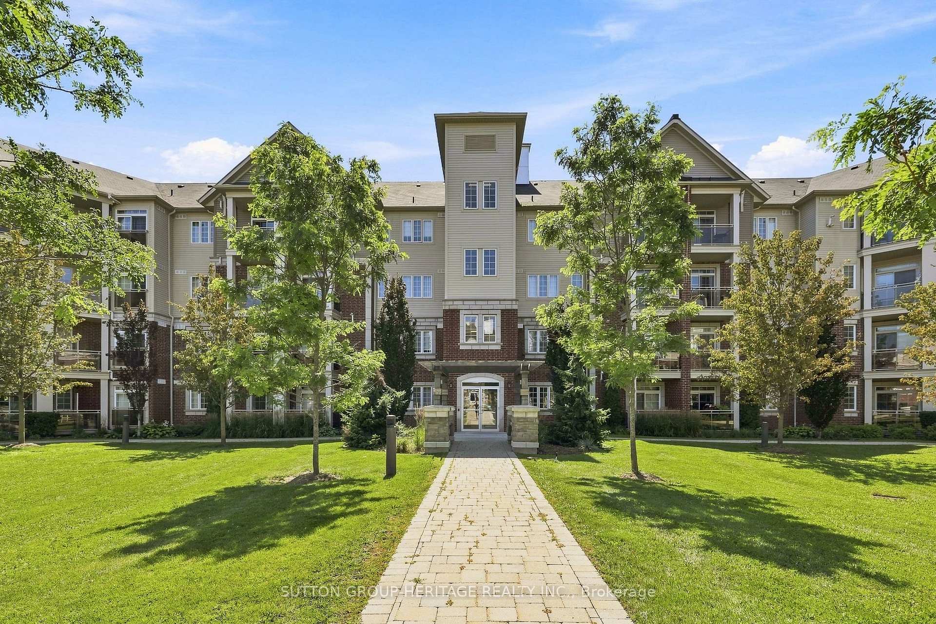 Photo 25 of Unit 108, 84 Aspen Springs Drive, Clarington, Bowmanville — HOMEH