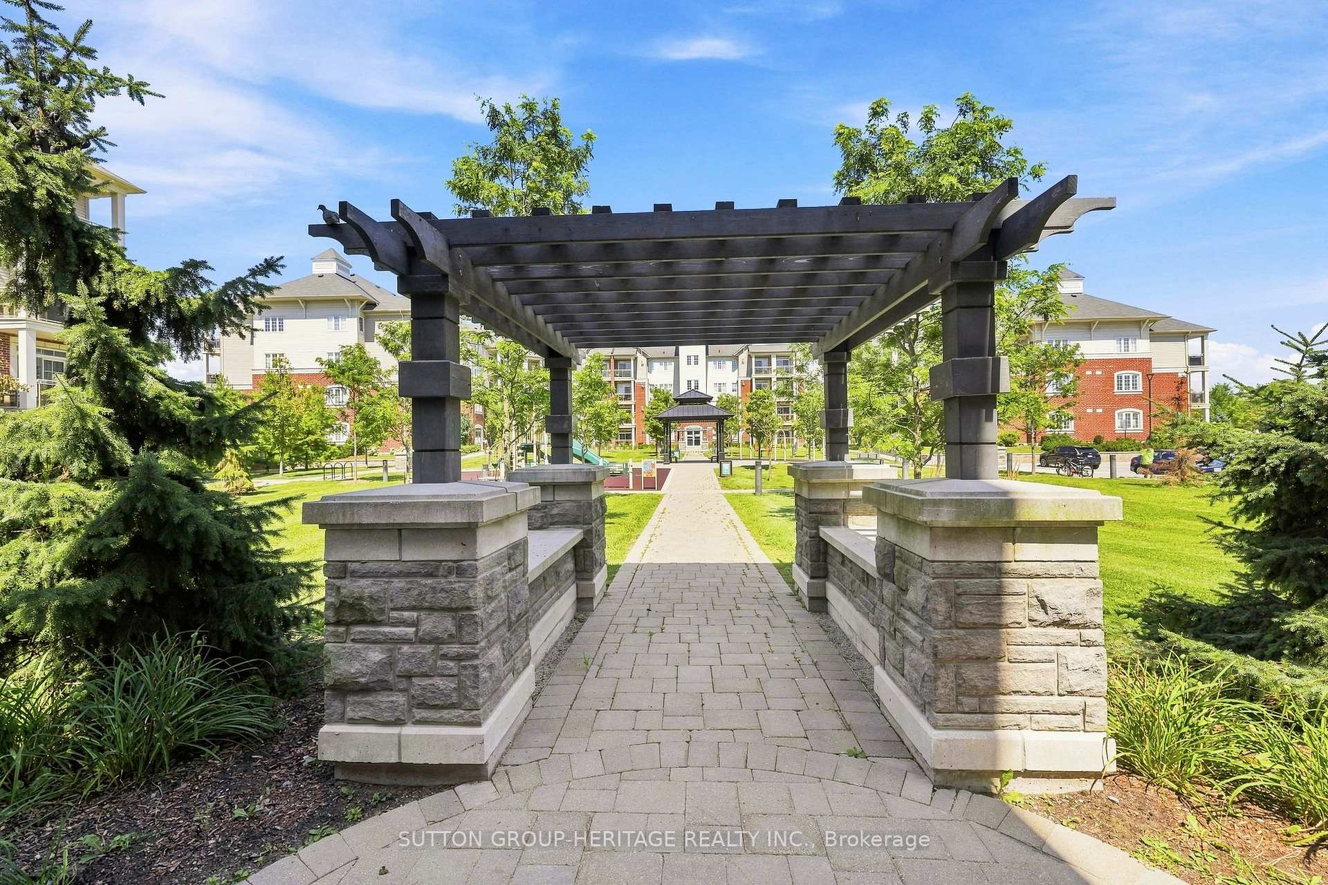 Photo 31 of Unit 108, 84 Aspen Springs Drive, Clarington, Bowmanville — HOMEH