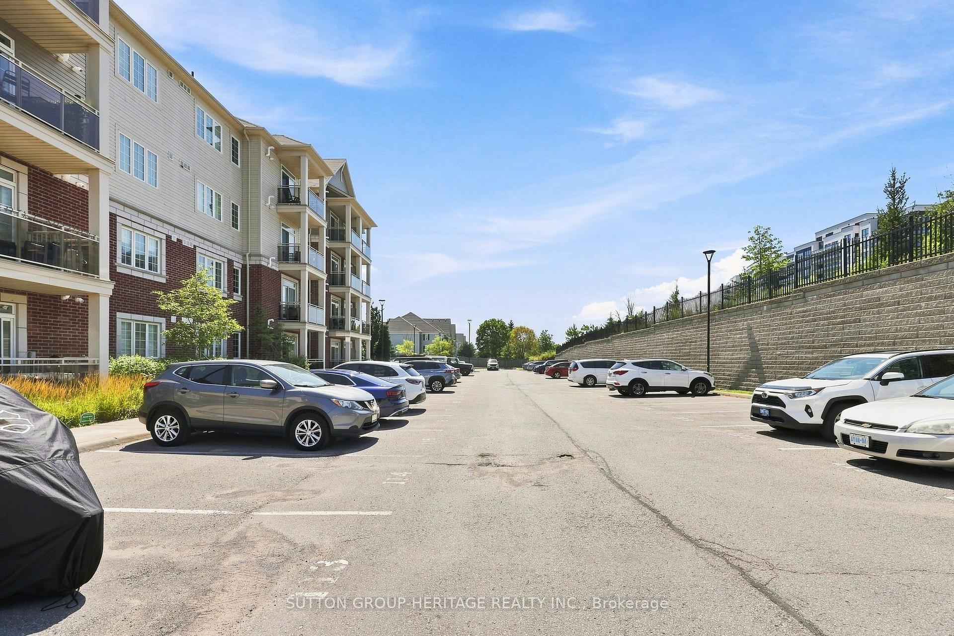 Photo 37 of Unit 108, 84 Aspen Springs Drive, Clarington, Bowmanville — HOMEH