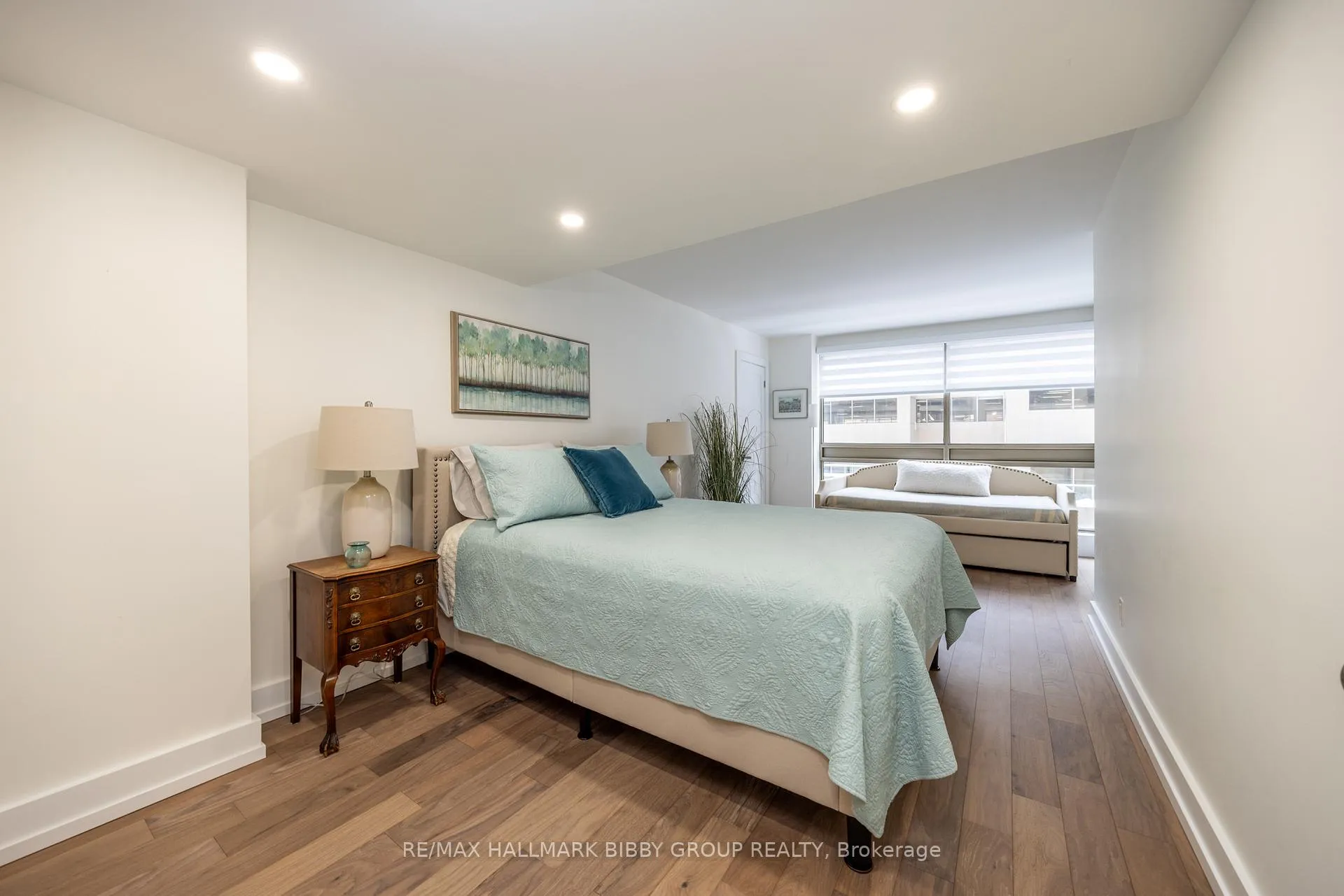 Photo 29 of Unit 605, 61 St Clair Avenue W, Toronto, Yonge-St. Clair — HOMEH