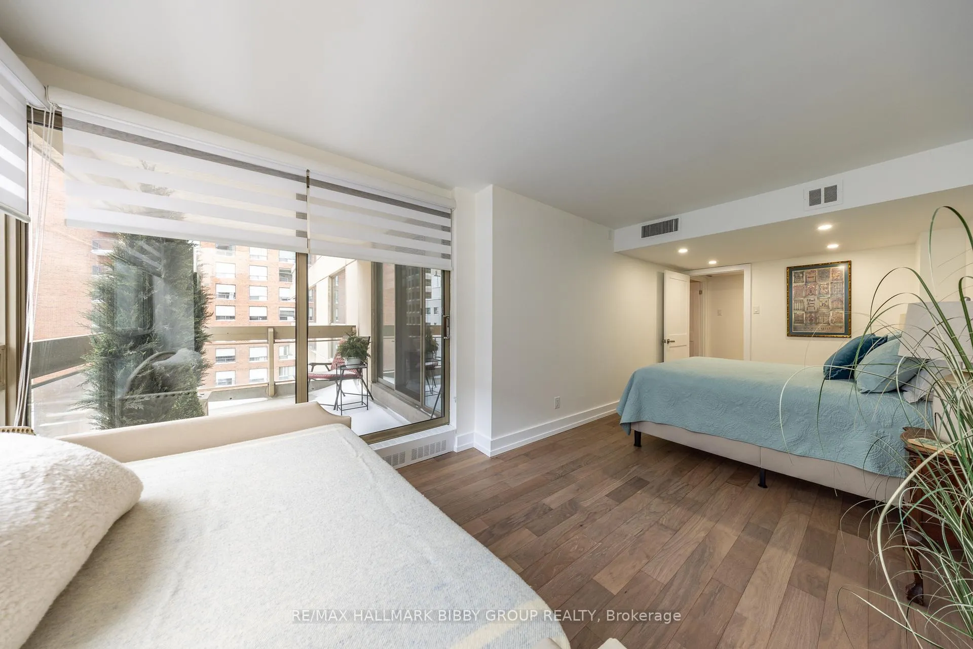 Photo 31 of Unit 605, 61 St Clair Avenue W, Toronto, Yonge-St. Clair — HOMEH