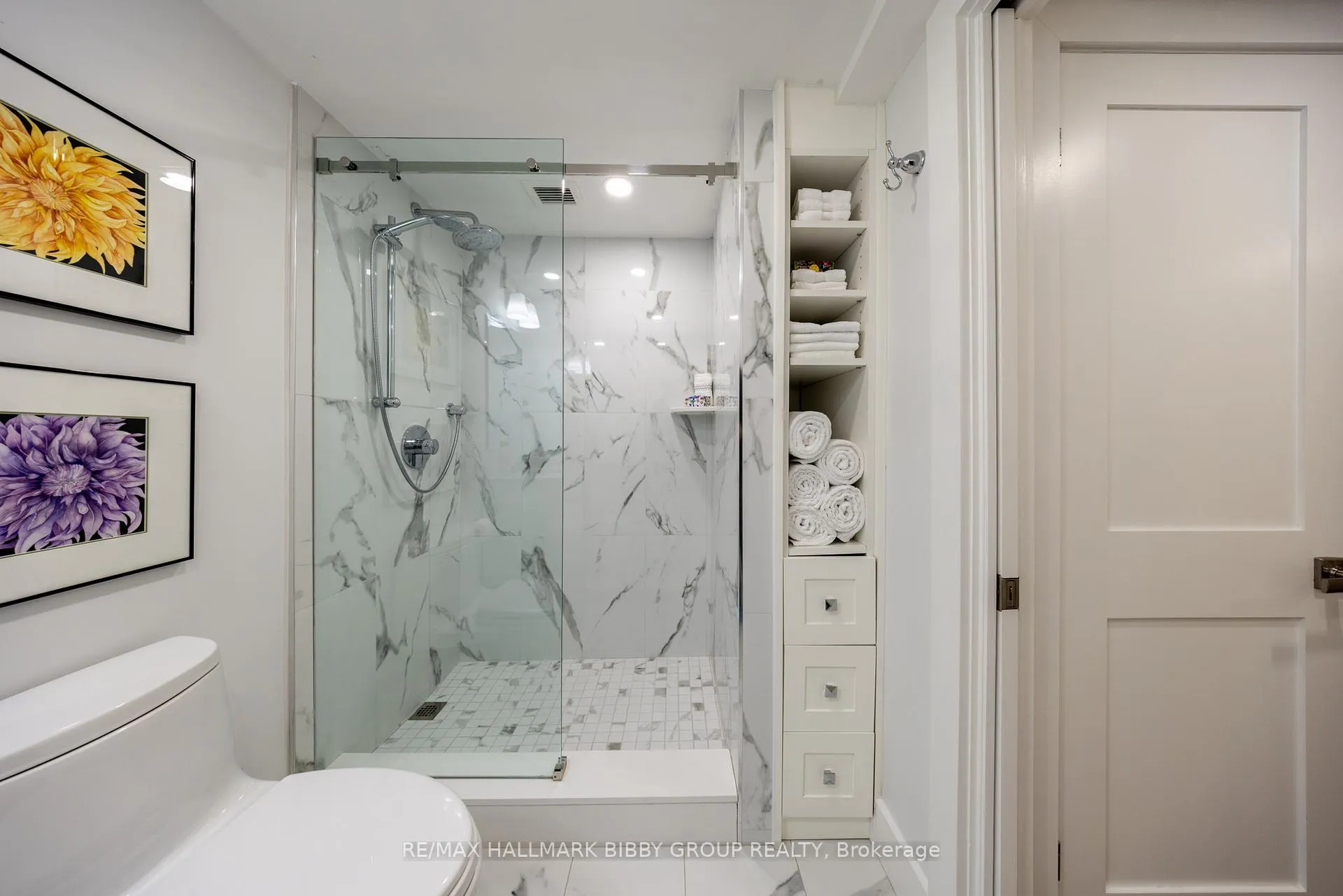 Photo 33 of Unit 605, 61 St Clair Avenue W, Toronto, Yonge-St. Clair — HOMEH