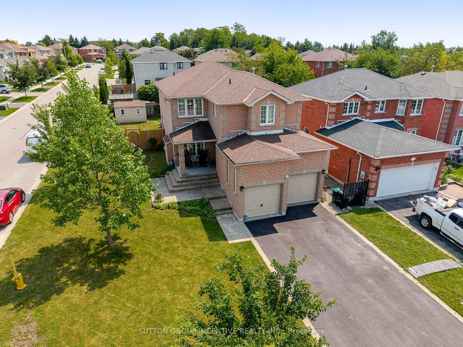 Photo 1 of 17 Shaina Court, Barrie, Painswick South — HOMEH