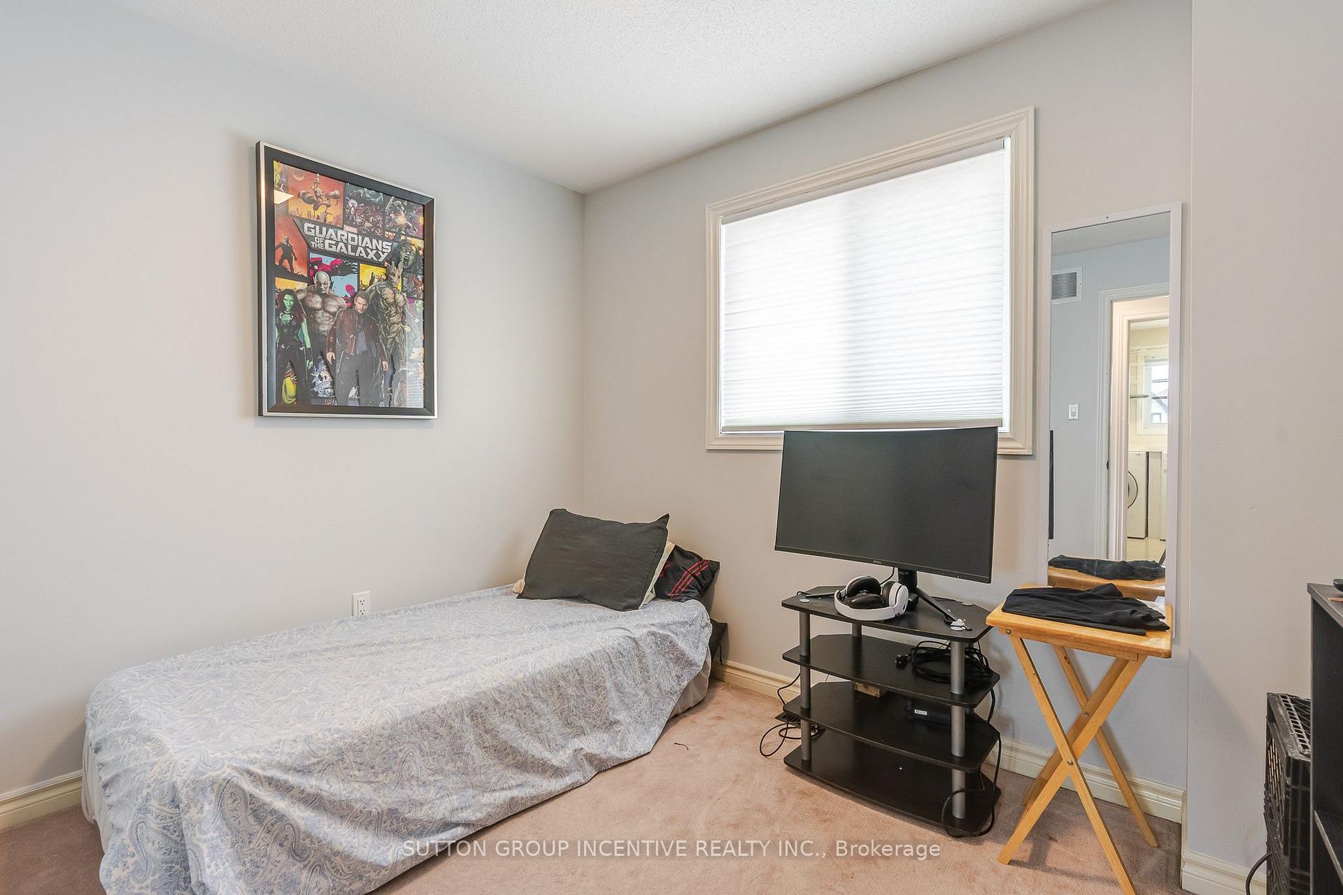 Photo 25 of 17 Shaina Court, Barrie, Painswick South — HOMEH
