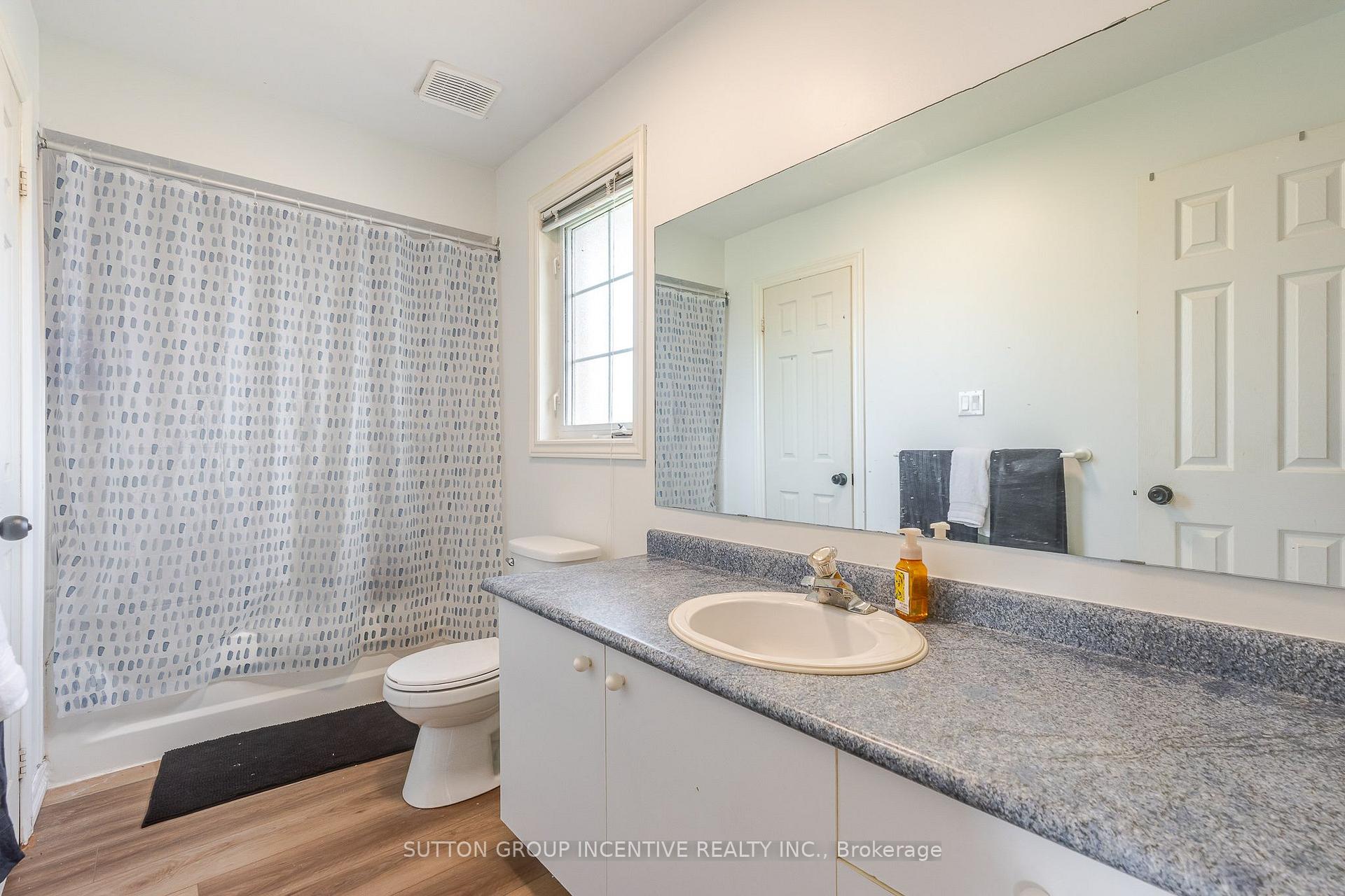 Photo 26 of 17 Shaina Court, Barrie, Painswick South — HOMEH