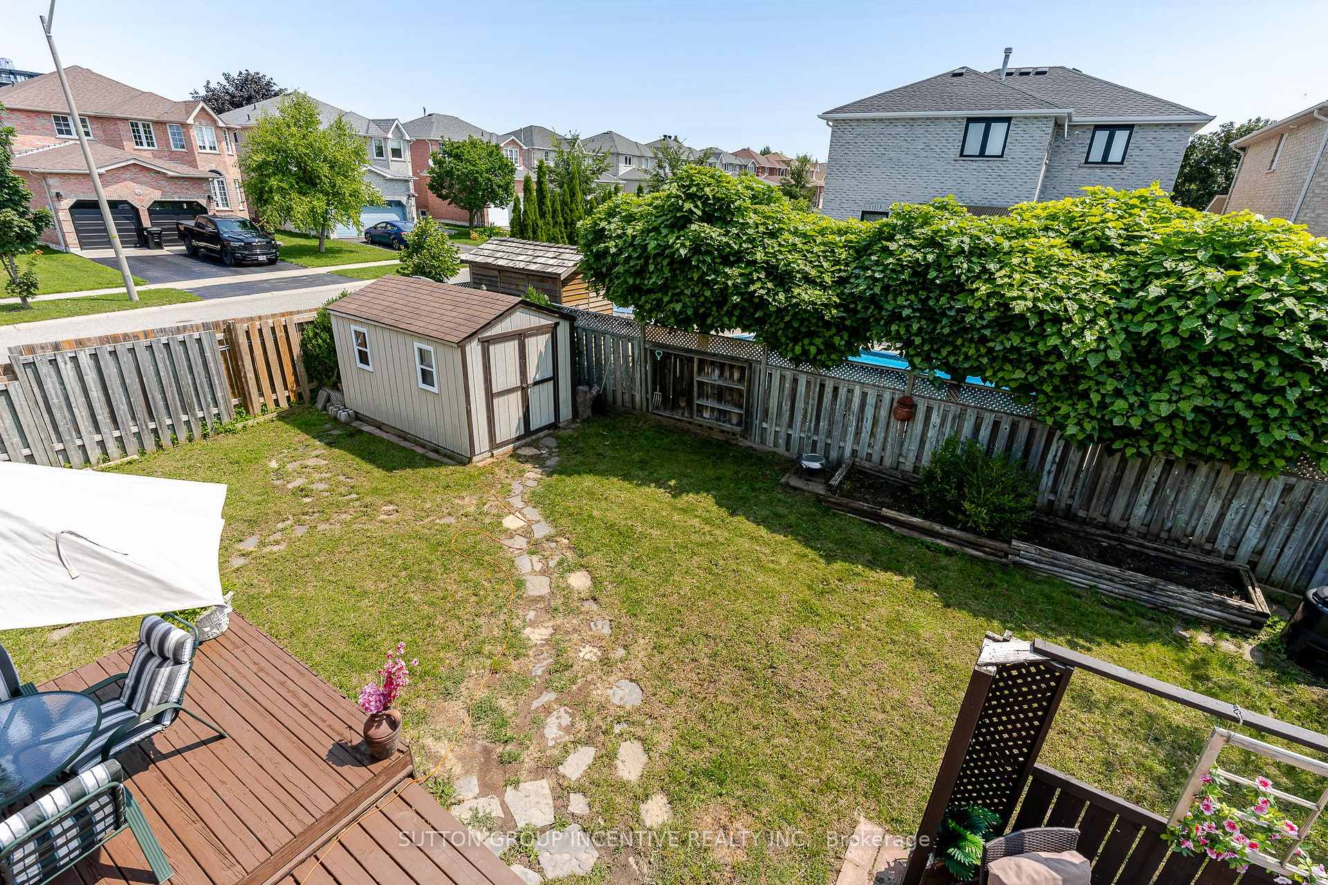 Photo 28 of 17 Shaina Court, Barrie, Painswick South — HOMEH