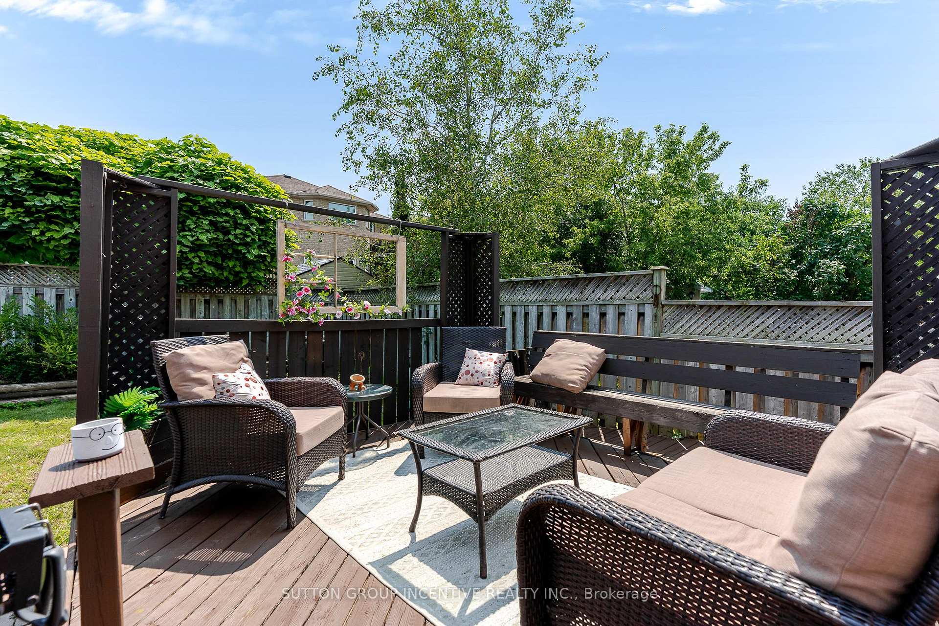 Photo 30 of 17 Shaina Court, Barrie, Painswick South — HOMEH
